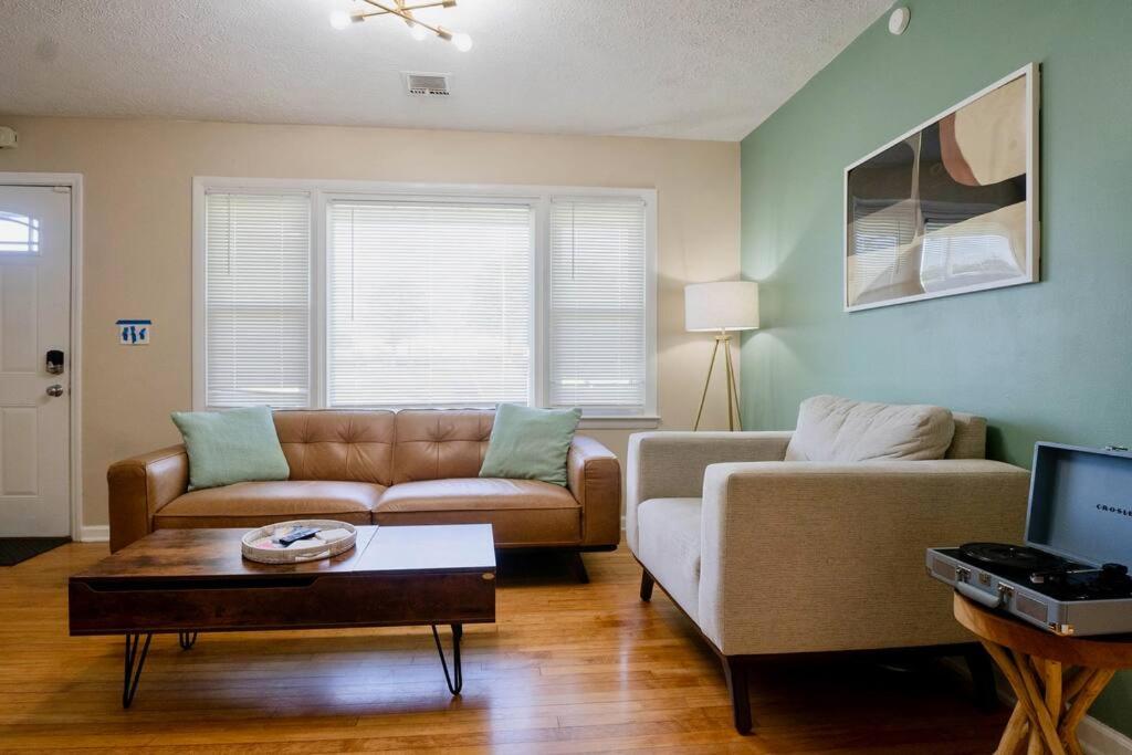 Lexington Vacations - El Retro- Mid Century Ranch near Horse Park Rupp - Property Image 30