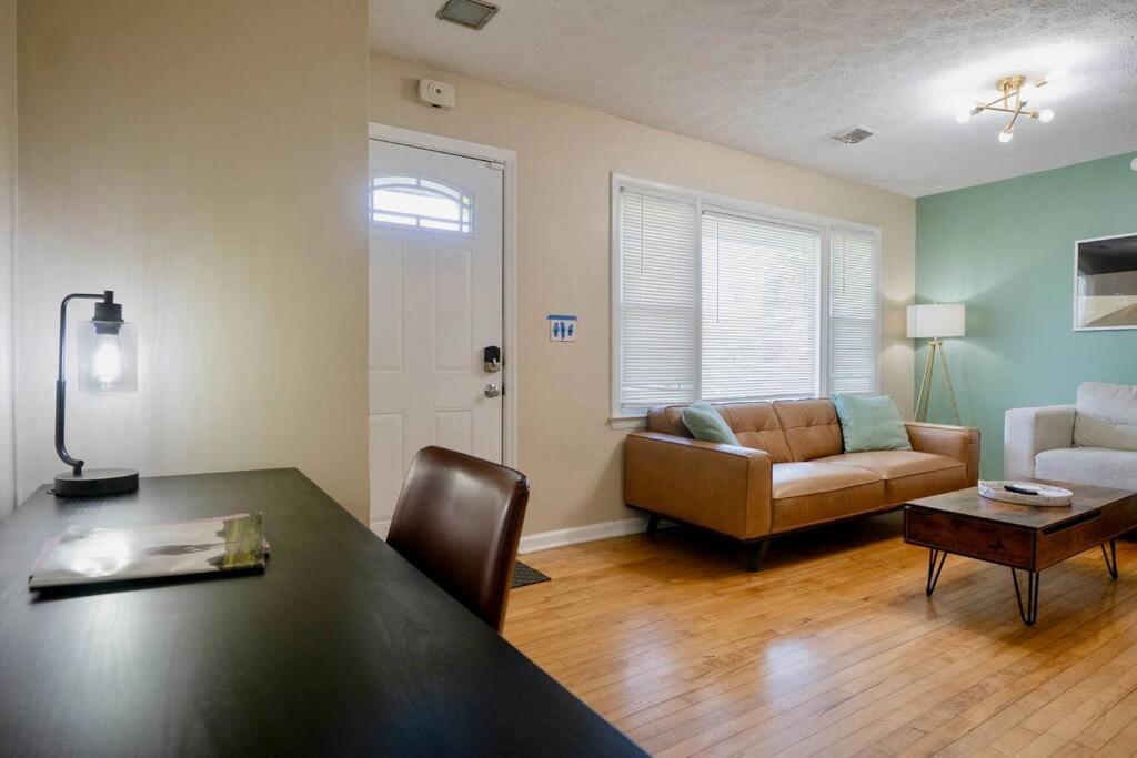 Lexington Vacations - El Retro- Mid Century Ranch near Horse Park Rupp - Property Image 18