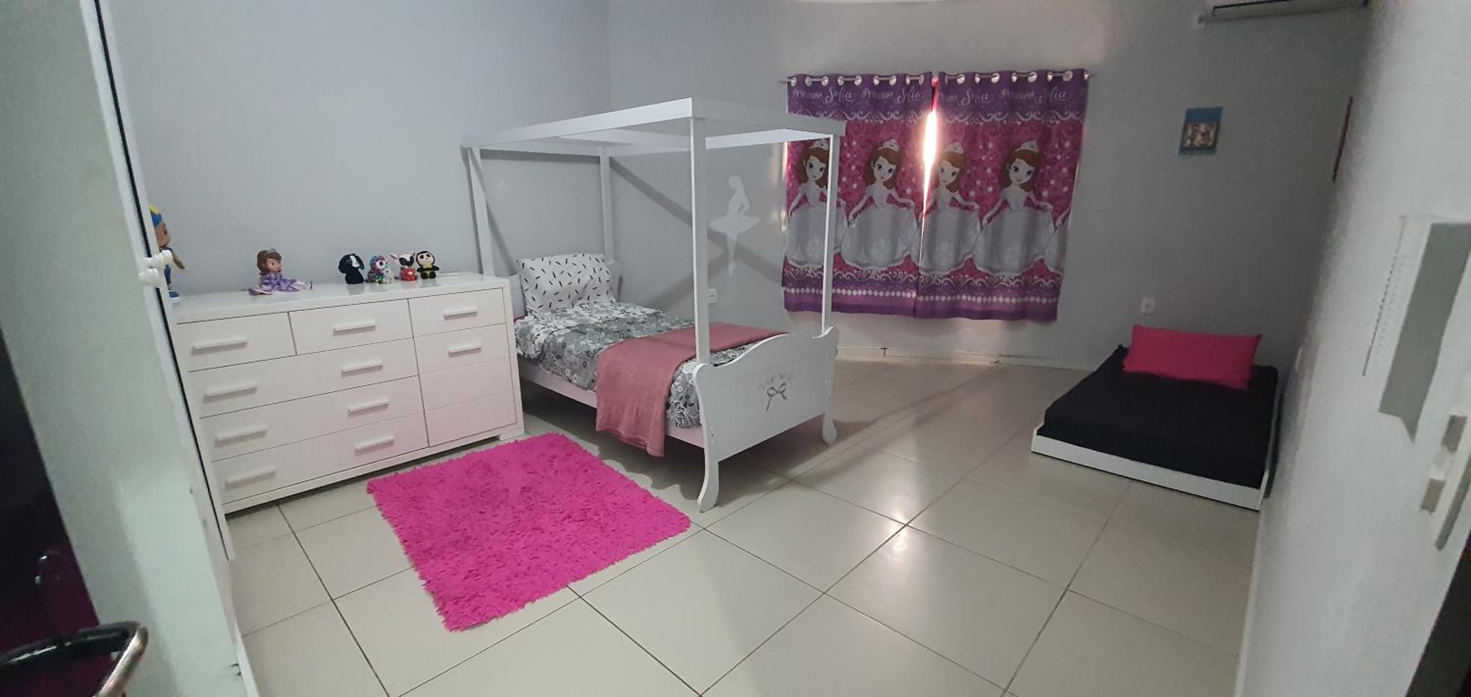 Casa-Ampla Porto Alegre-RS