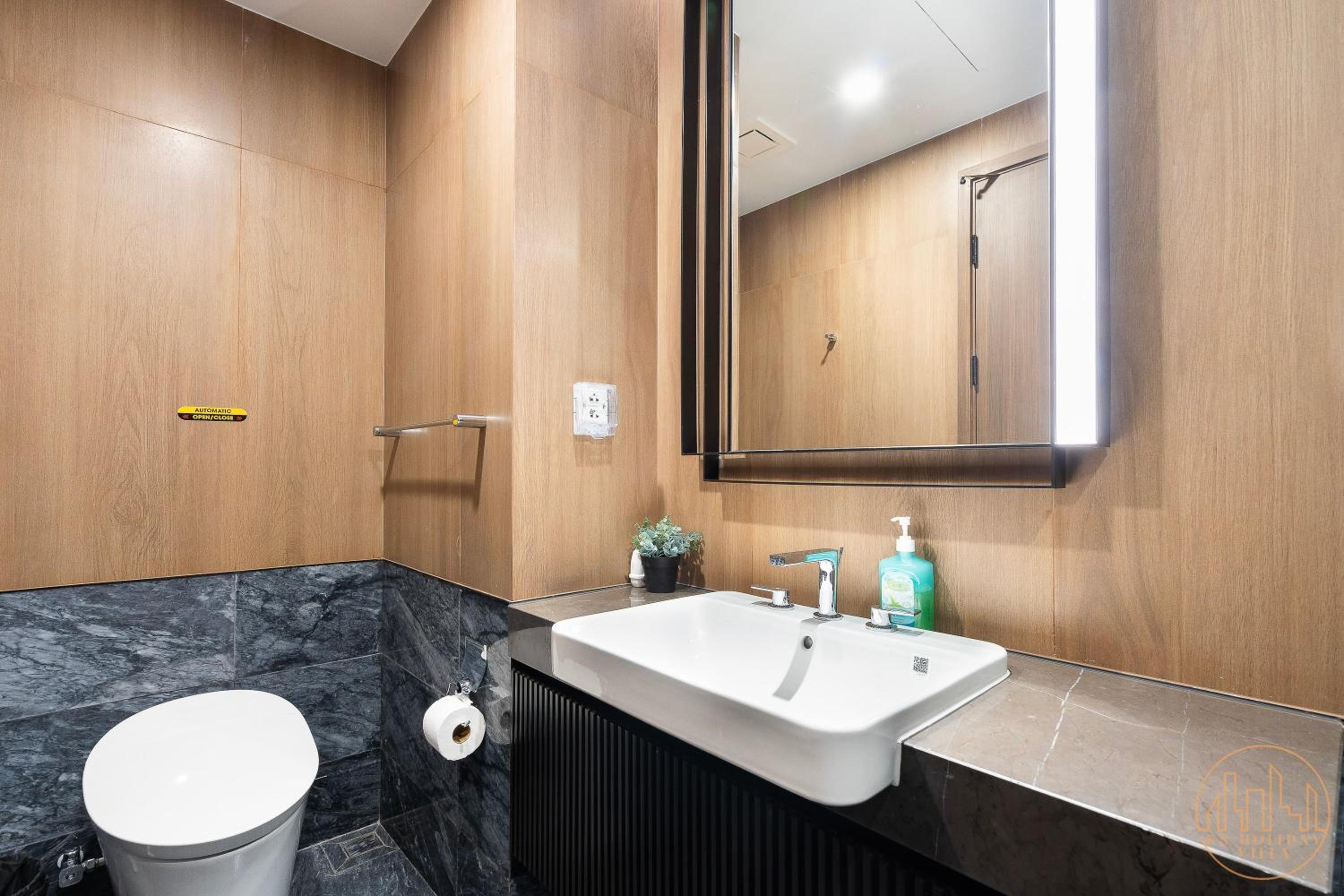 KN Holiday Apartment in Lumiere Riverside