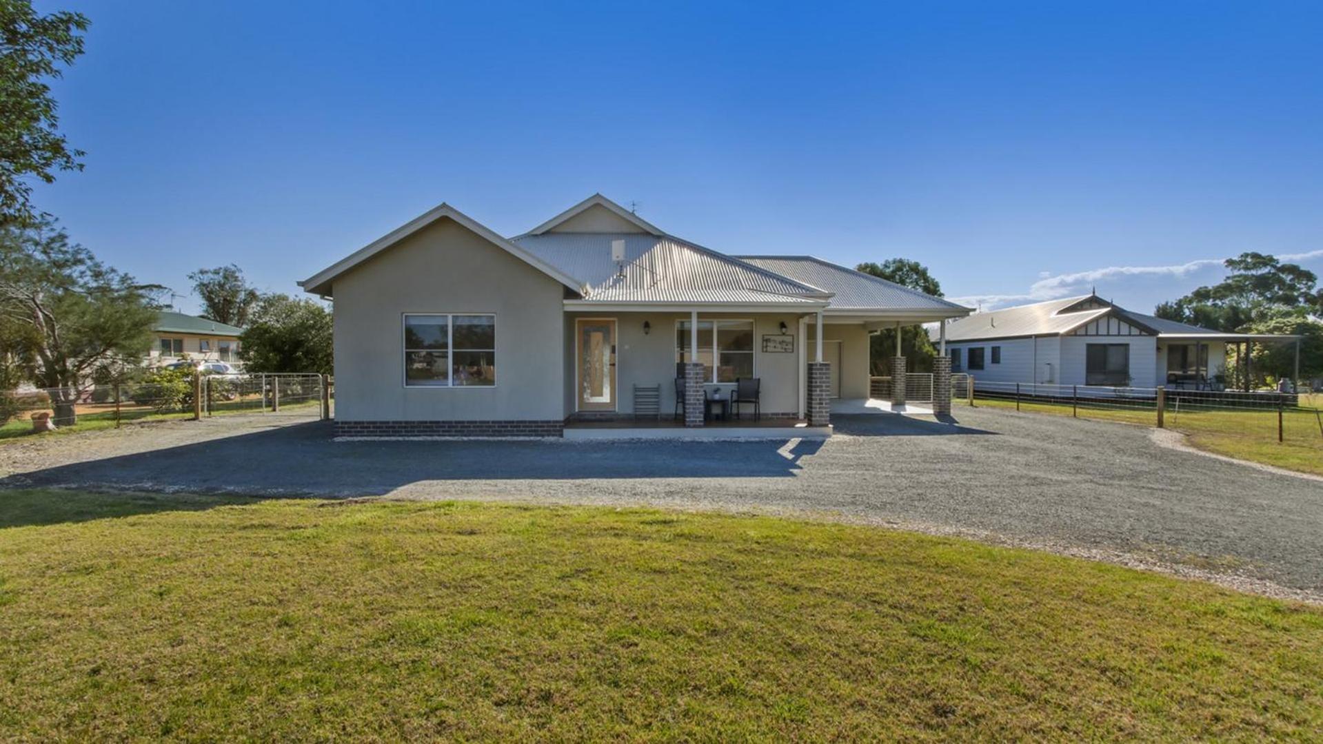 The Metung Crest - Spacious Family Retreat