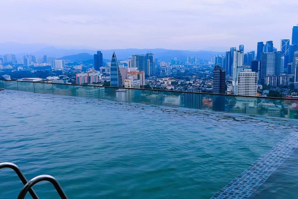Regalia residence sky pool 1BedR 1BR service suite