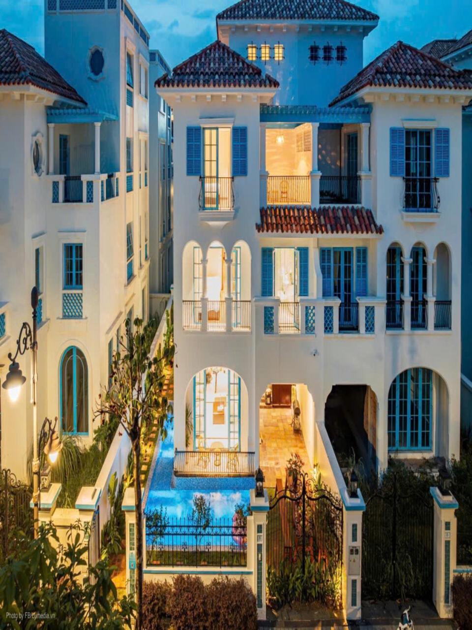 Villa Đẳng cấp sát biển 6 phòng ngủ - Trung tâm Bãi Cháy - Bể bơi riêng
