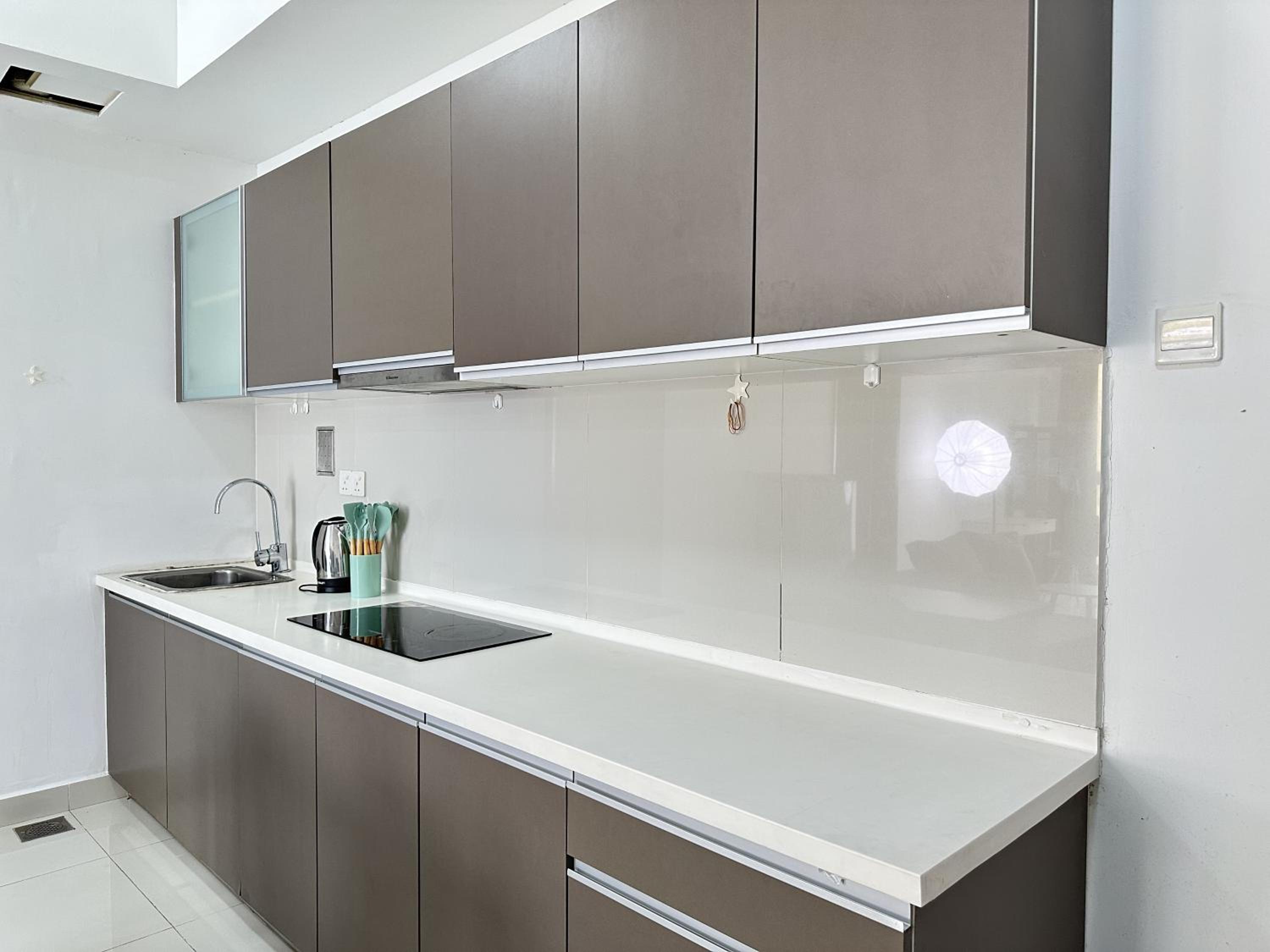 Regalia residence sky pool 1BedR 1BR service suite