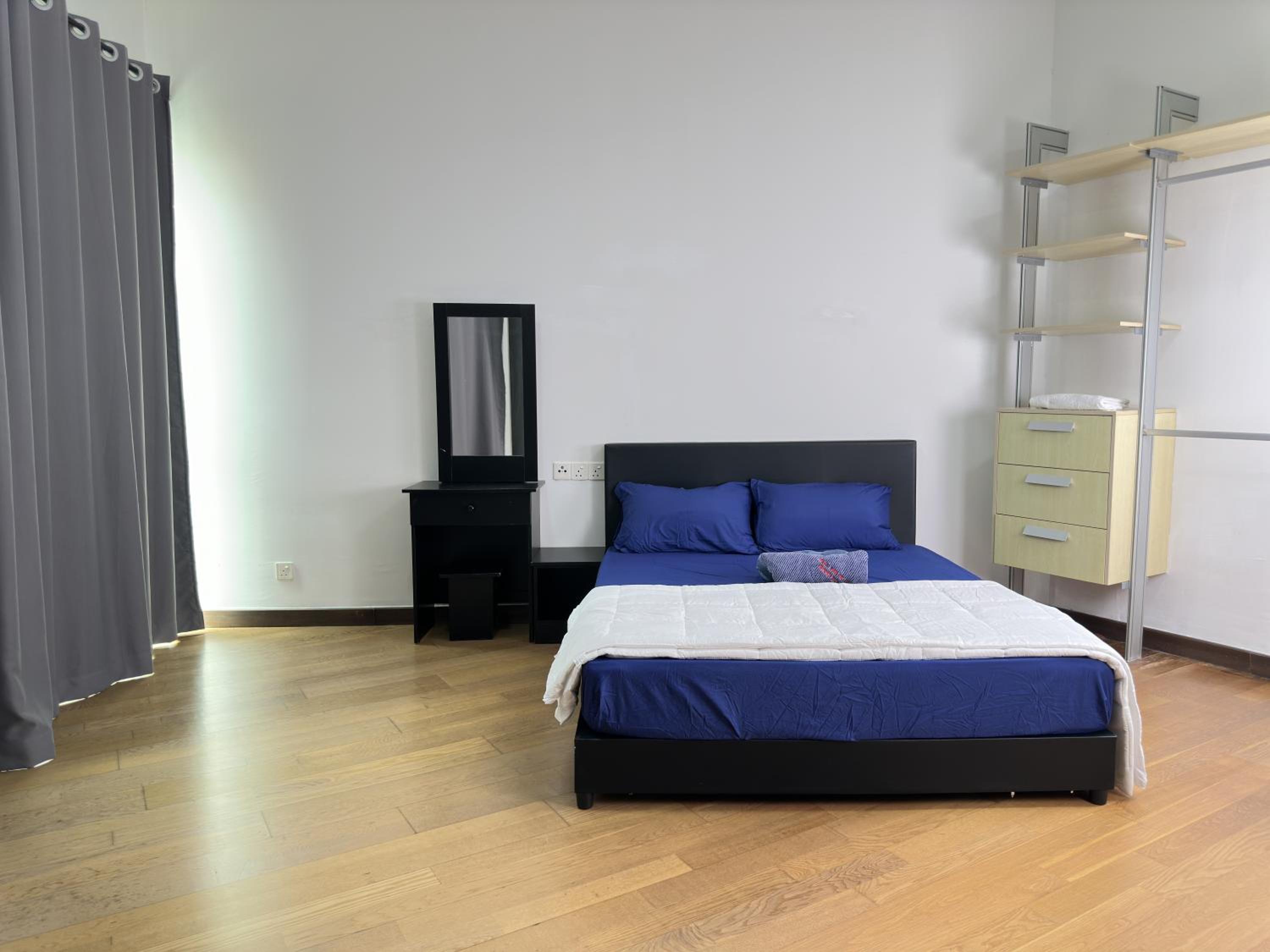 Regalia residence sky pool 1BedR 1BR service suite