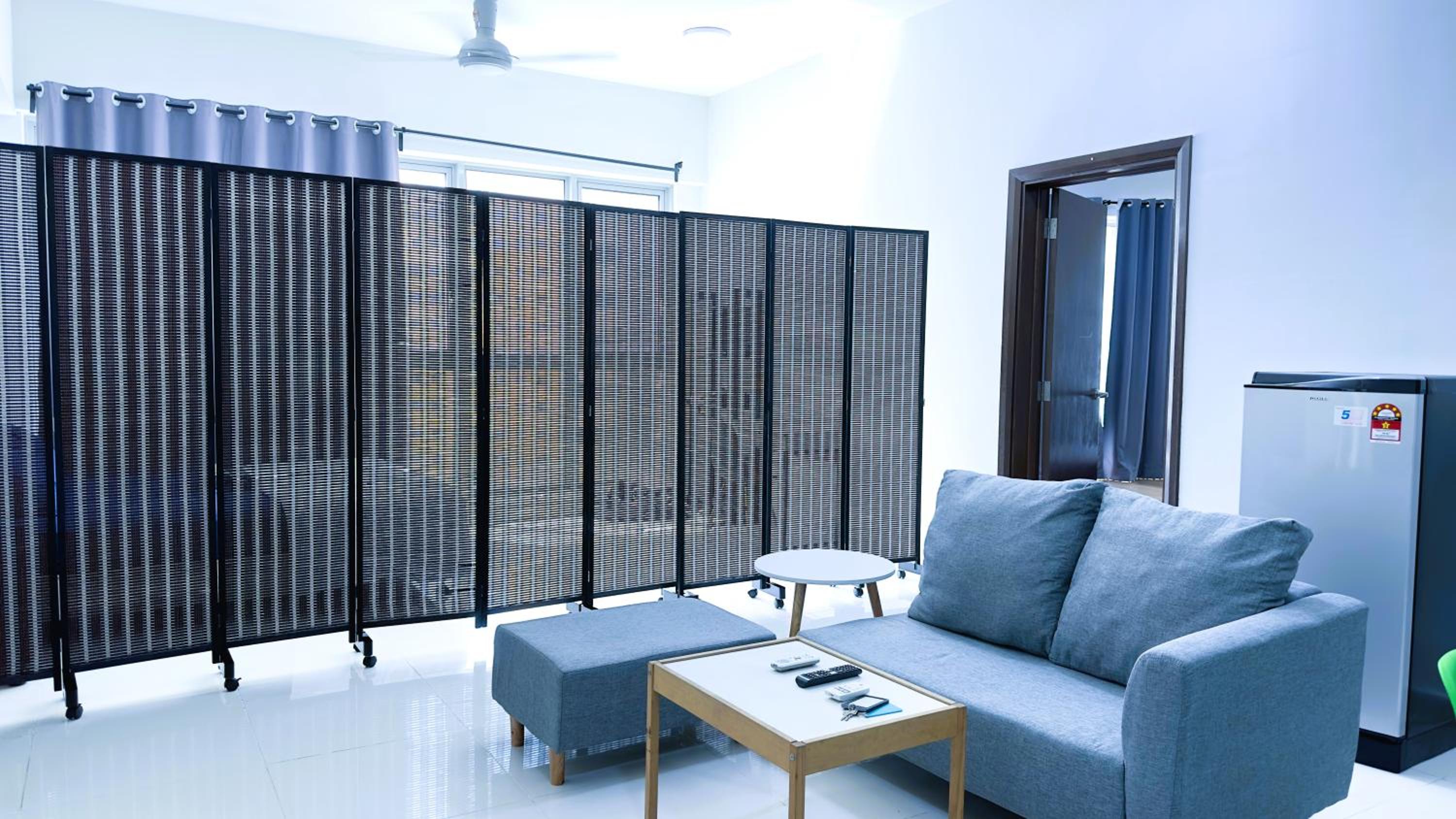 Regalia residence sky pool 1BedR 1BR service suite