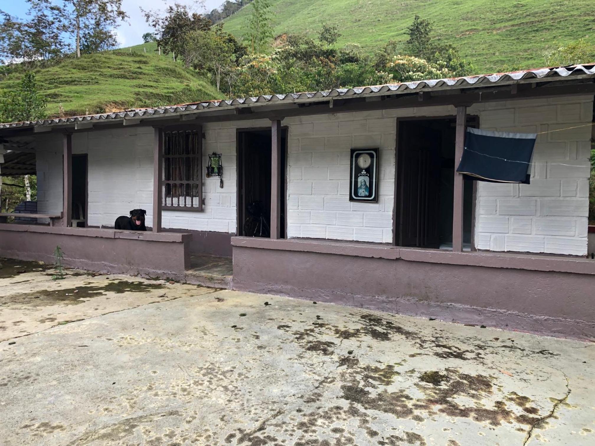 Habitación en Casa Campesina cerca al Embalse San Lorenzo