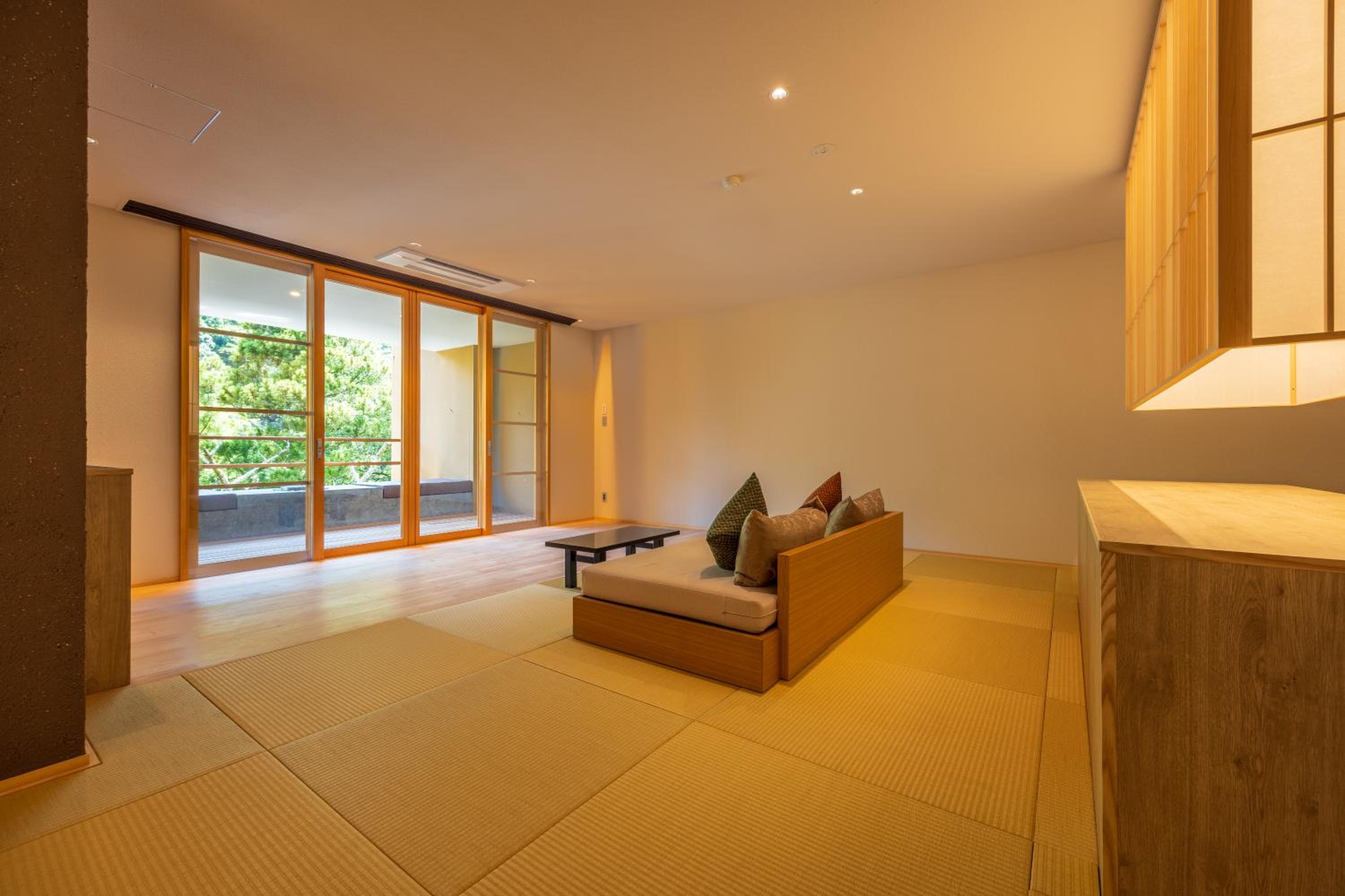 Kinnotake Tonosawa (Adult Only)