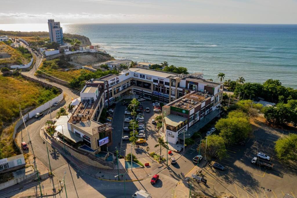 Dos dormitorios, zona hotelera