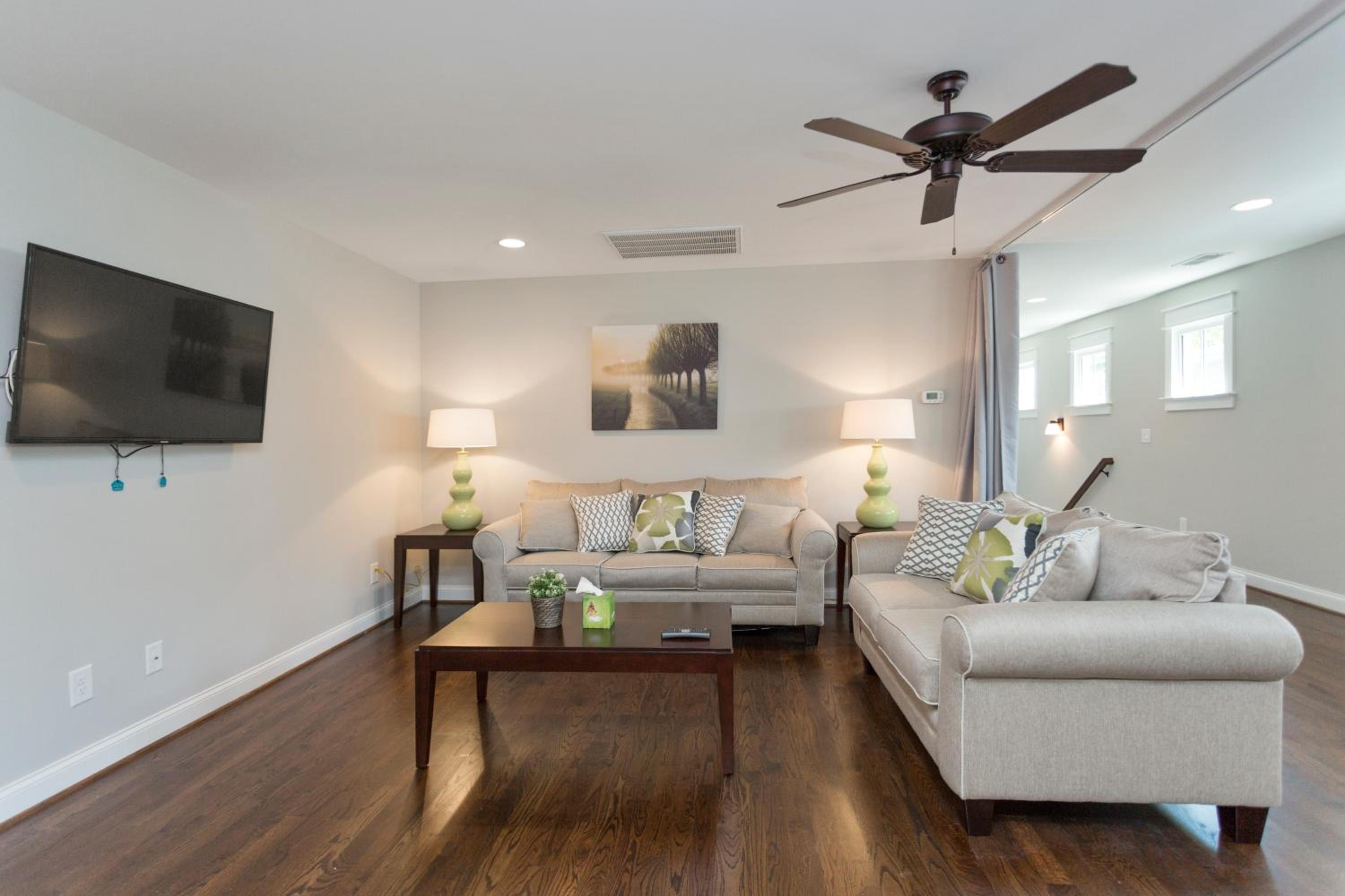 Modern Vacation Home in Heart of Nashville view 5