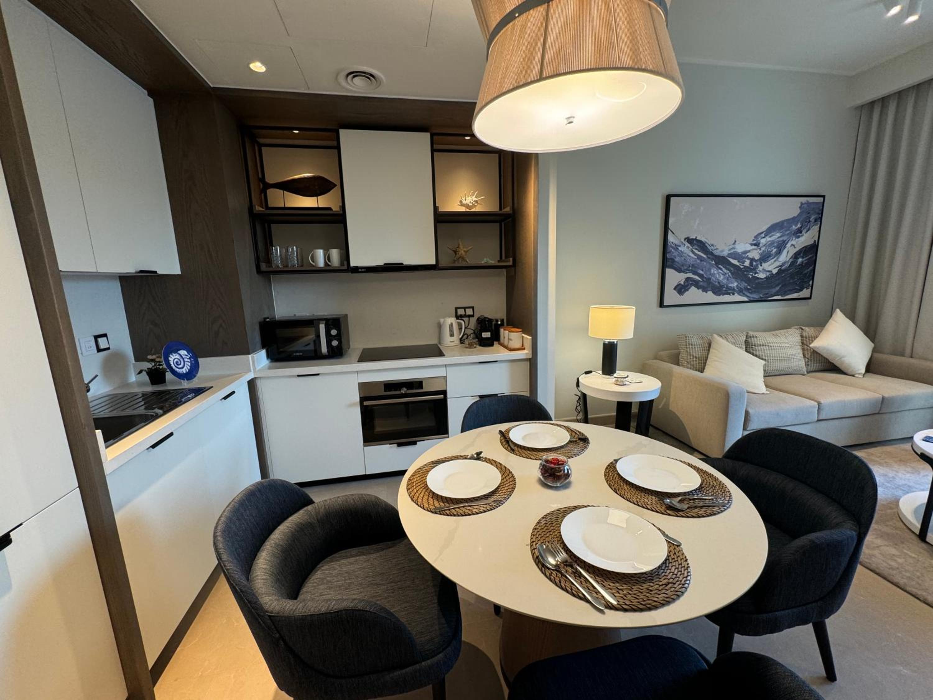 Address Beach Resort Marassi Serviced Apartment One Bedroom Suite, Partial Marina View
