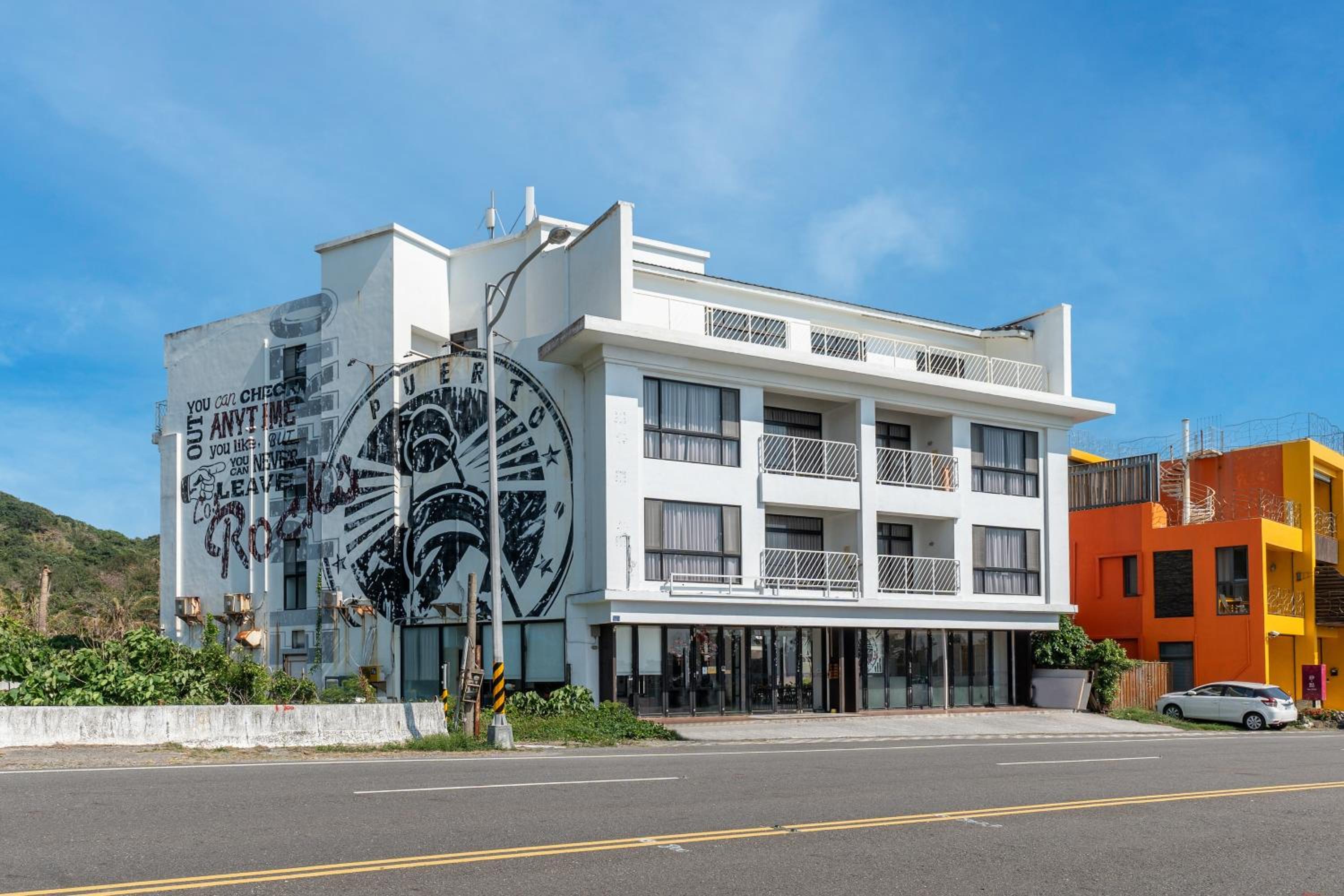 El Puerto Hotel