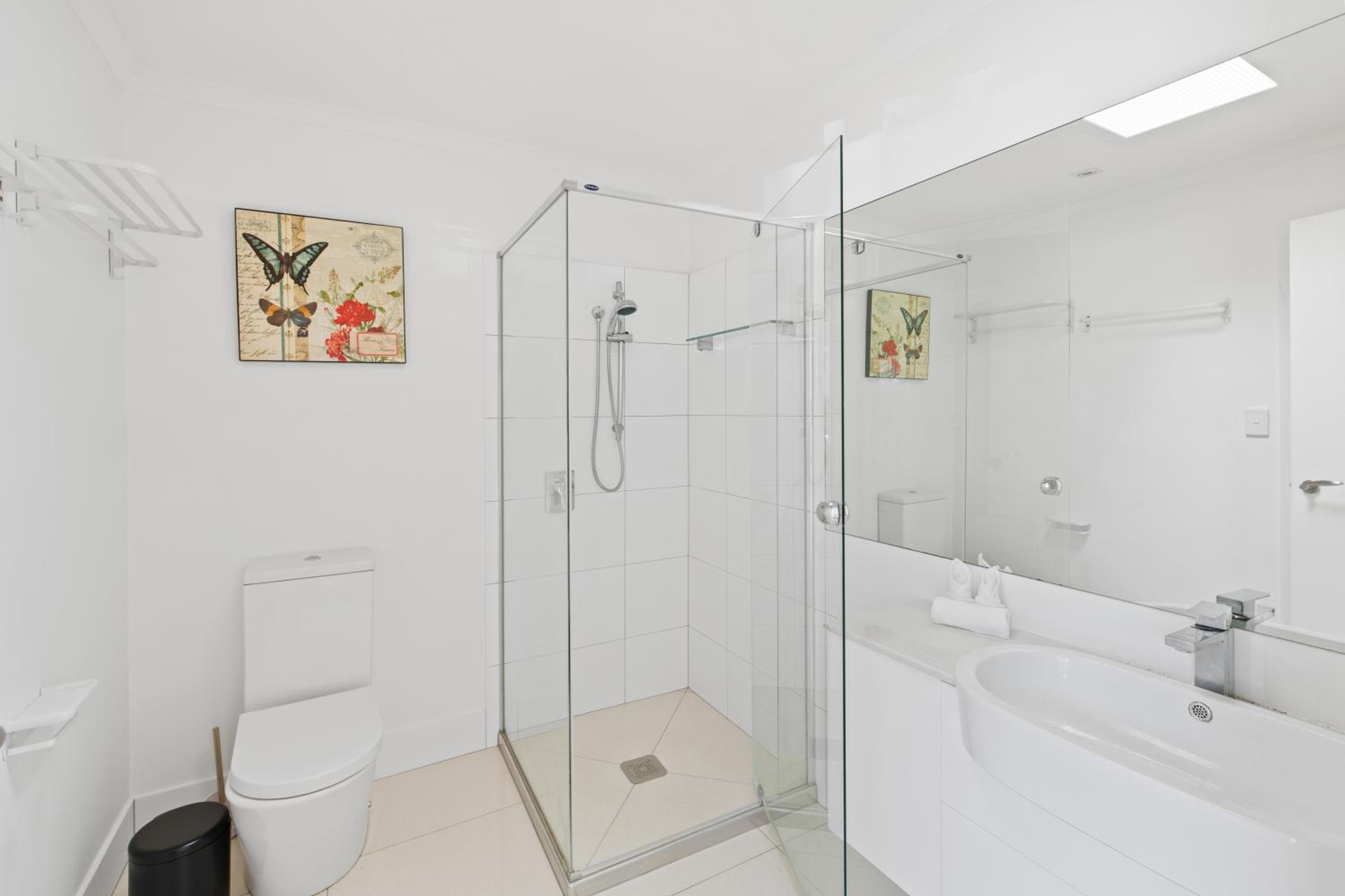 Lakeview Bliss, Black Swans, Golf Retreat in Brisbane