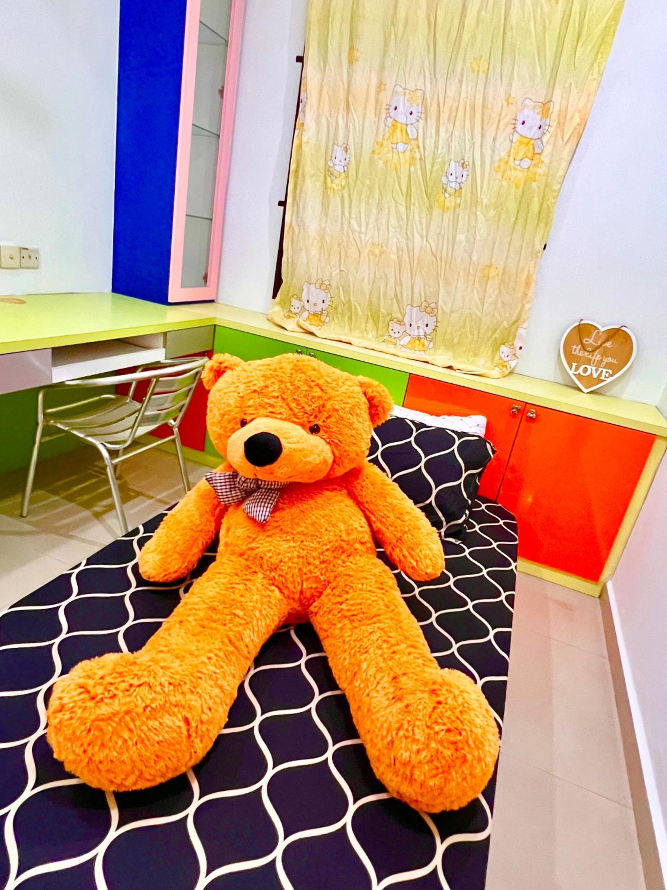 Teddy House with Kids Corner at Bukit Indah Near Legoland and EcoBotanic