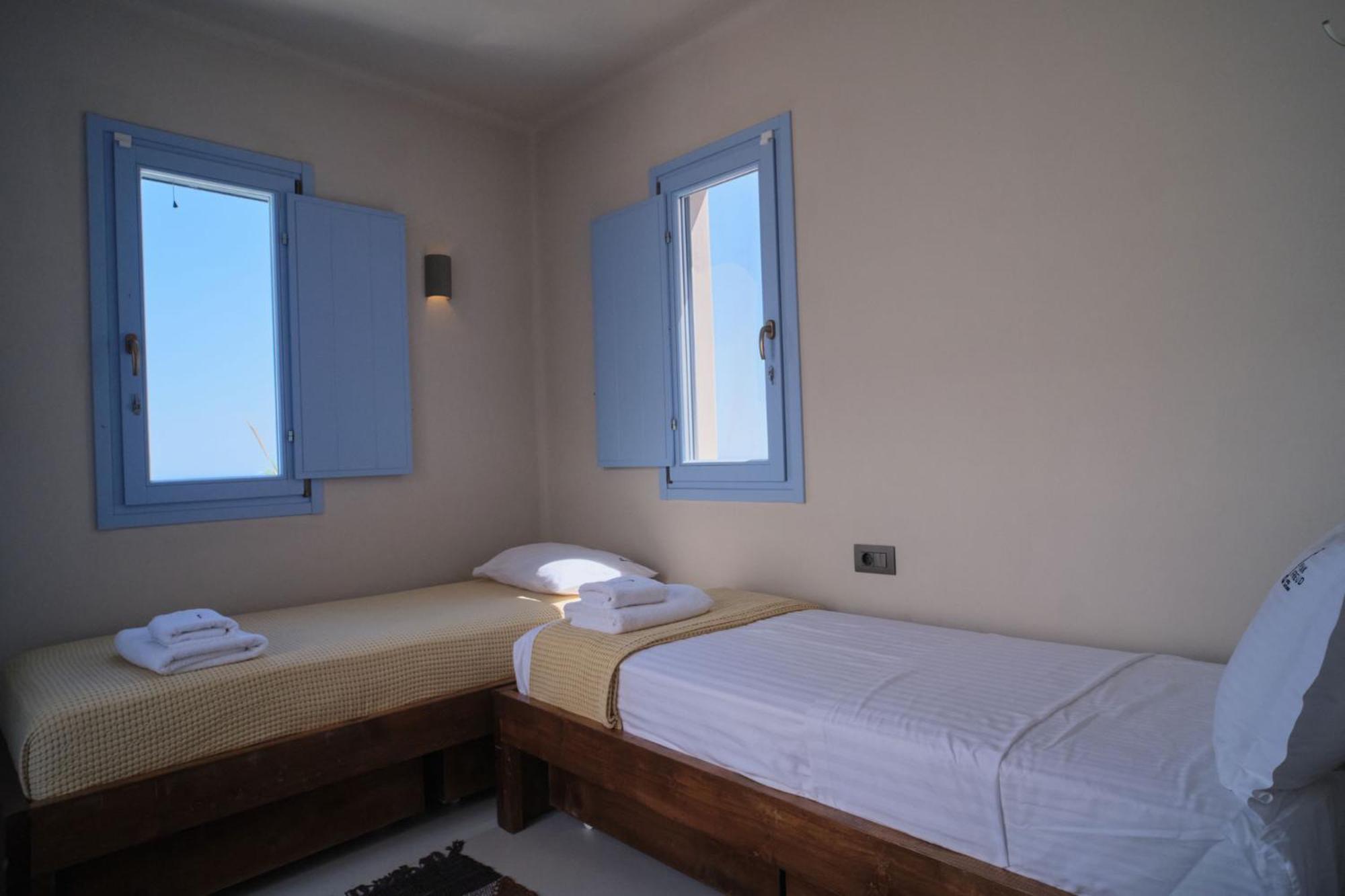 Pink Freud Villas Santorini photo 3