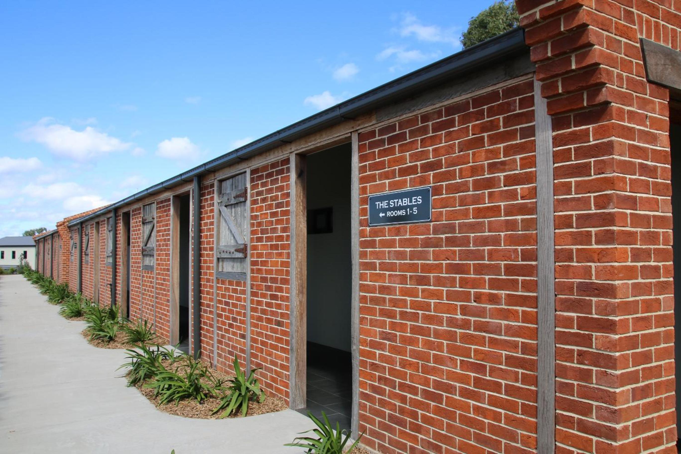 Dusty Hill Vineyard - Moffatdale