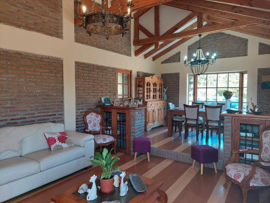 Casa Alfalfares Oriente con piscina