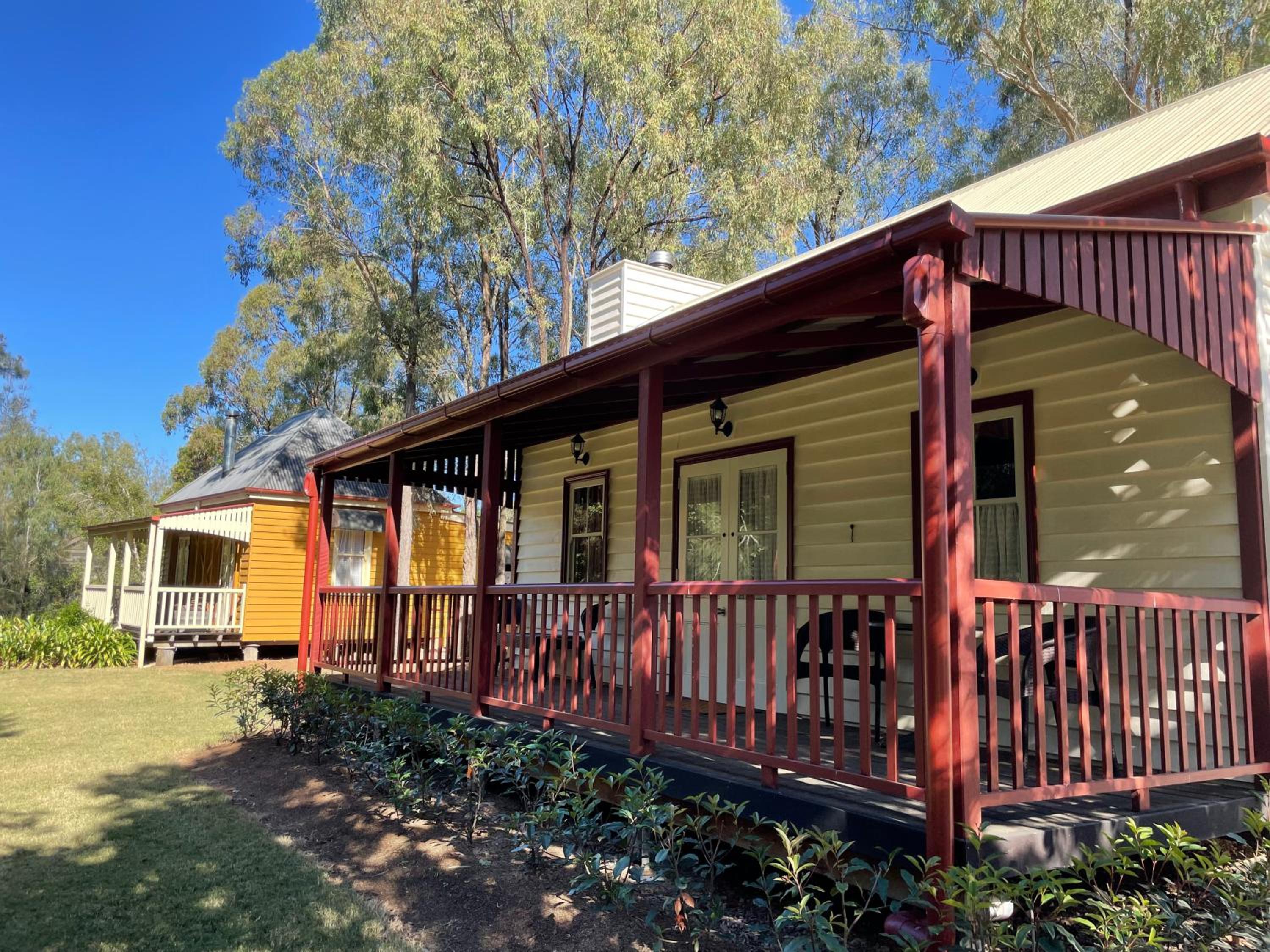 Dusty Hill Vineyard - Moffatdale