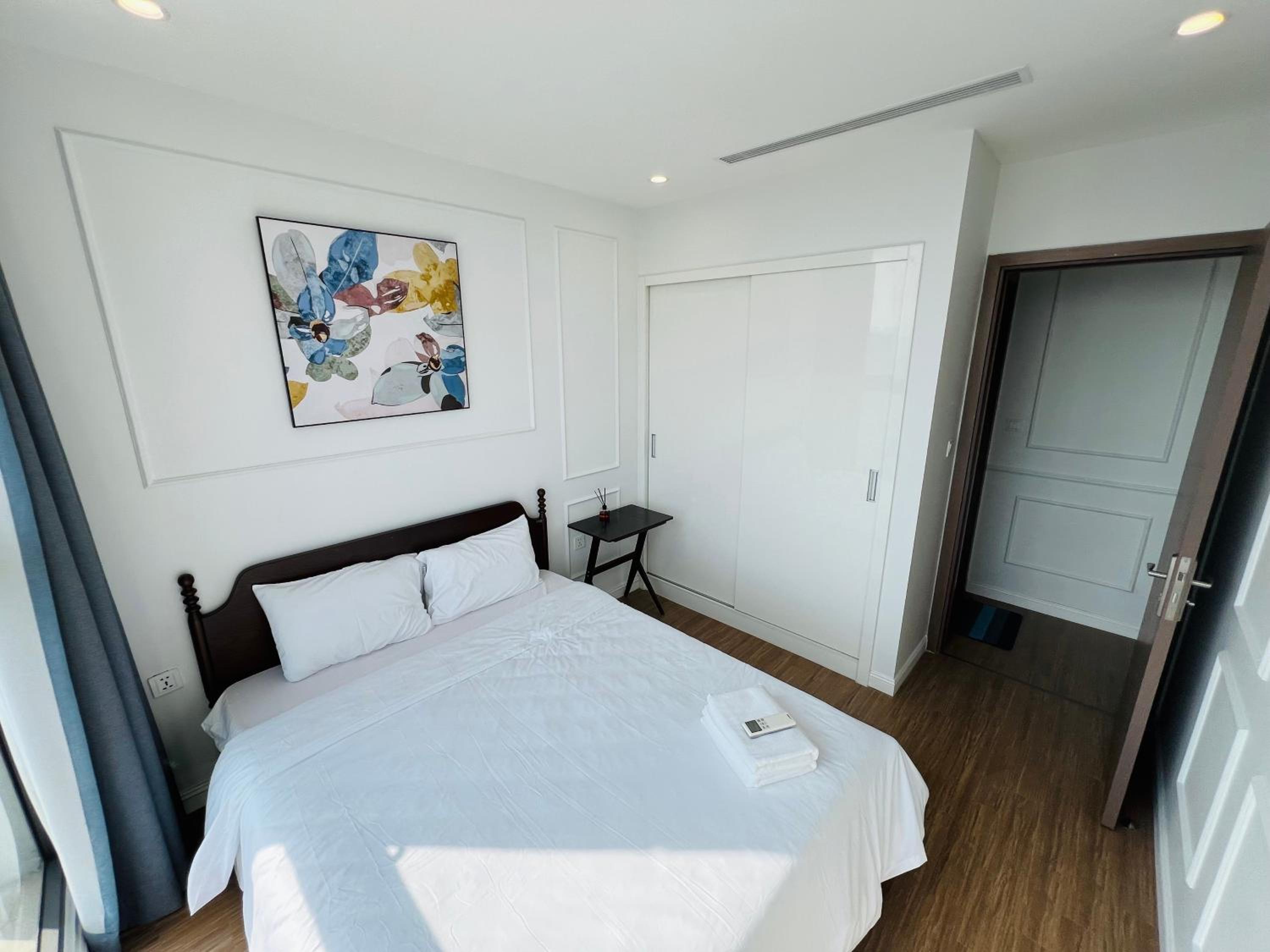 VINHOMES SKYLAKE MY DINH - Apartment Hotel
