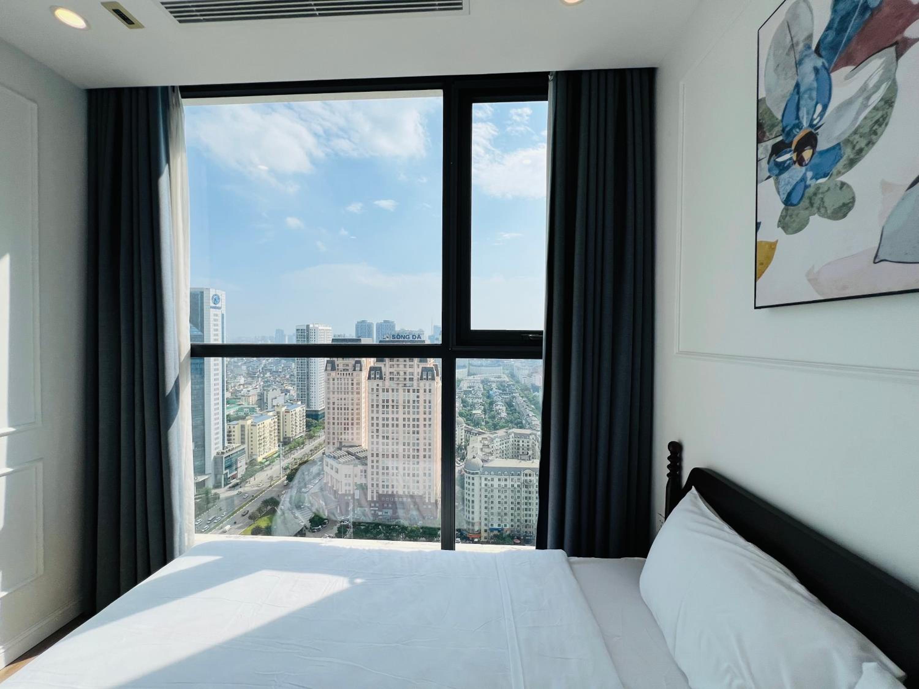 VINHOMES SKYLAKE MY DINH - Apartment Hotel