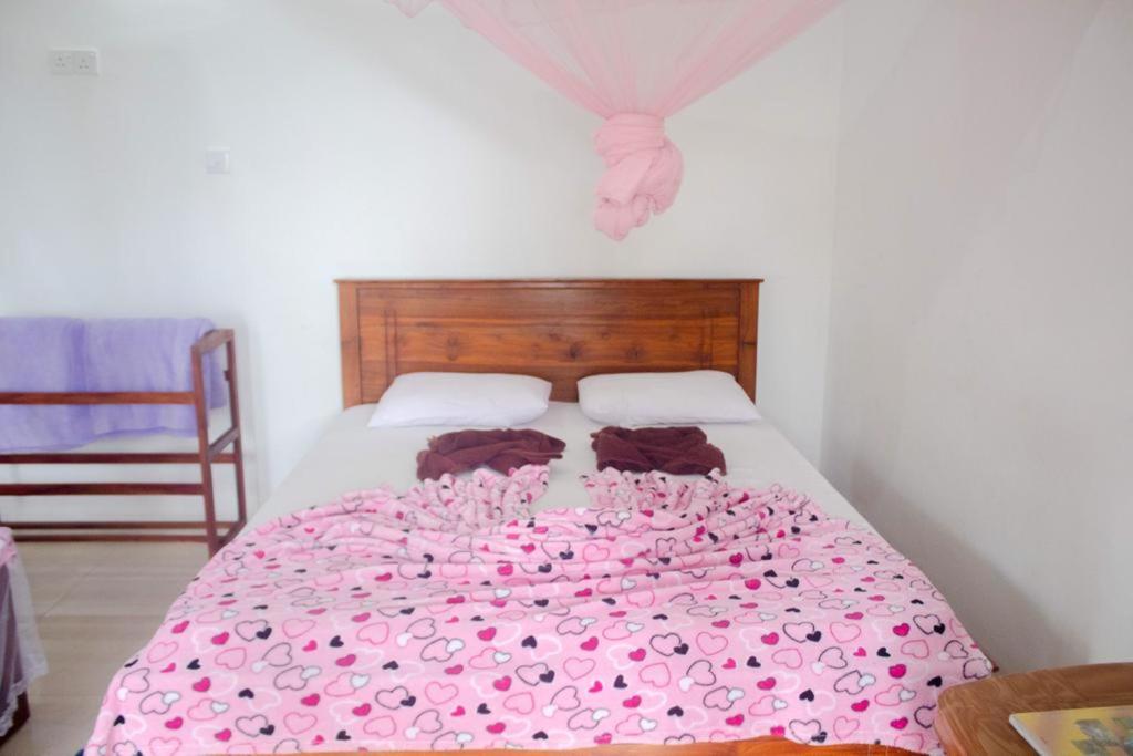 Amado Homestay Ella