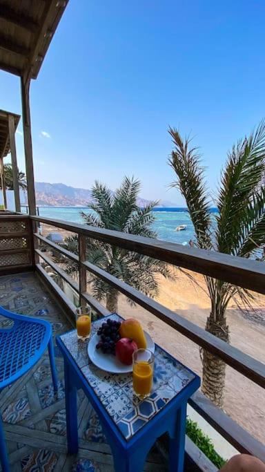 First line chalet with panoramic sea view balcony