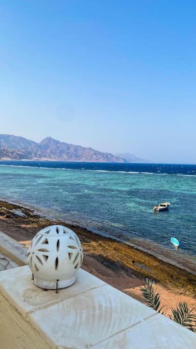 First line chalet with panoramic sea view balcony