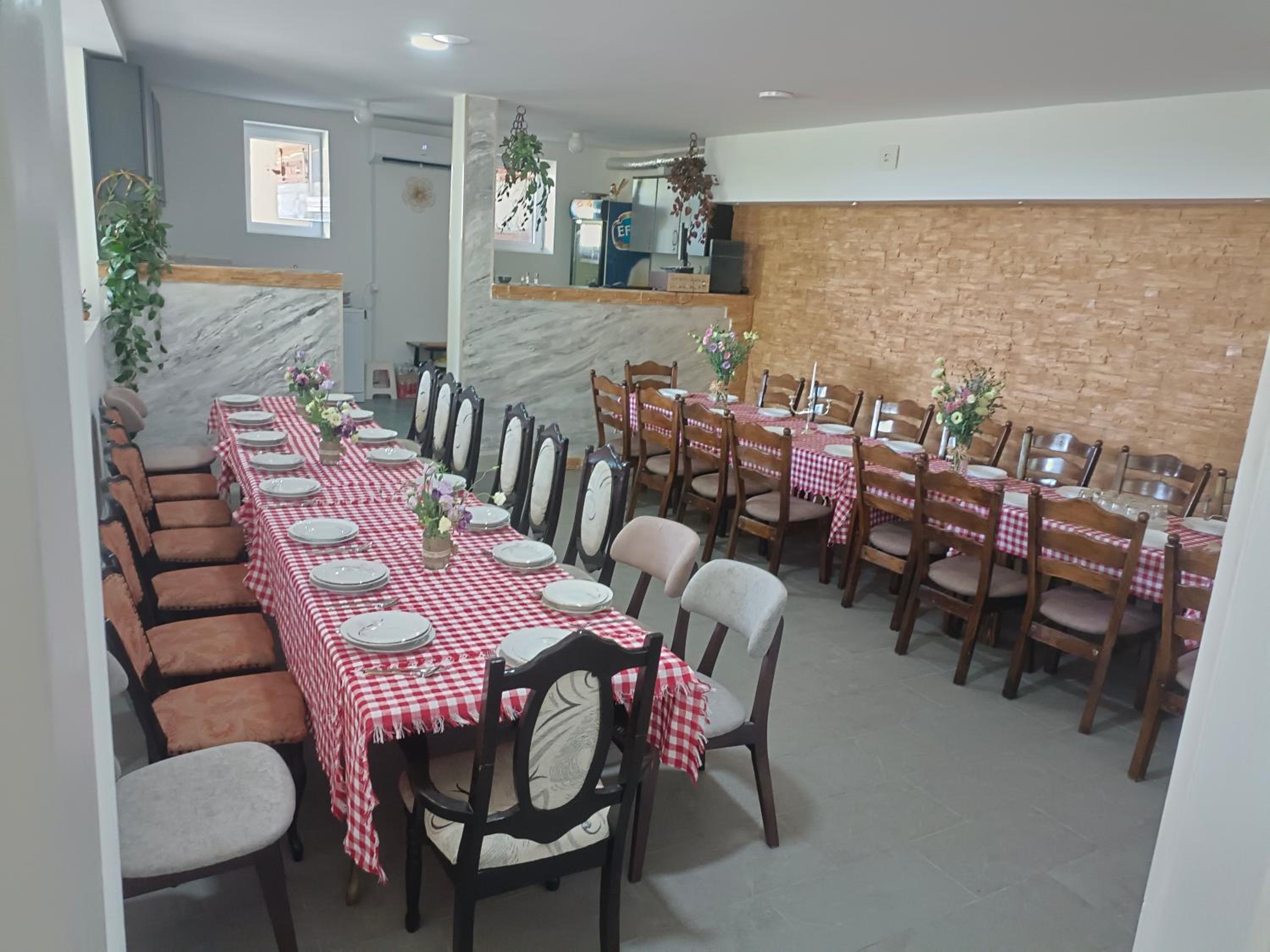 Apartmani Borovi