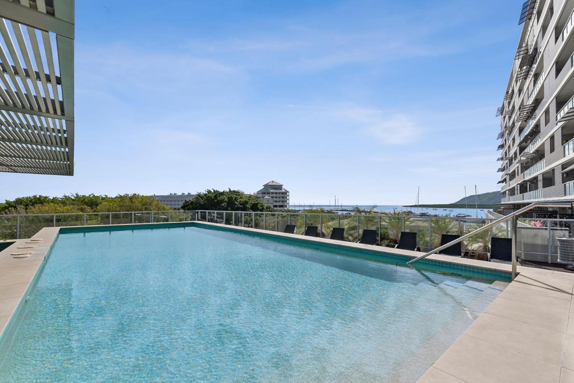 Belle Escapes 703 Harbour Lights Cairns Apartment with water views