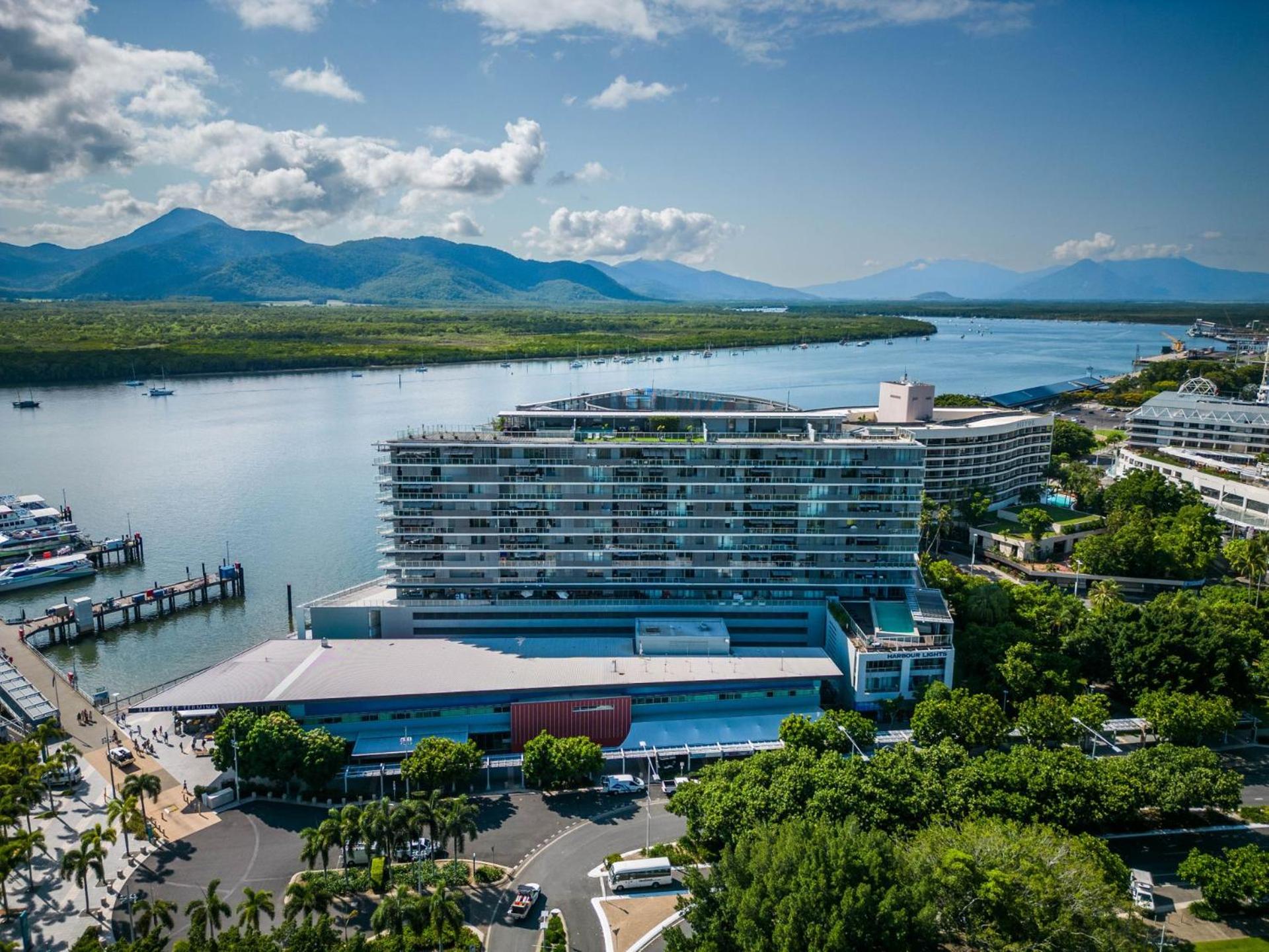 Belle Escapes 703 Harbour Lights Cairns Apartment with water views