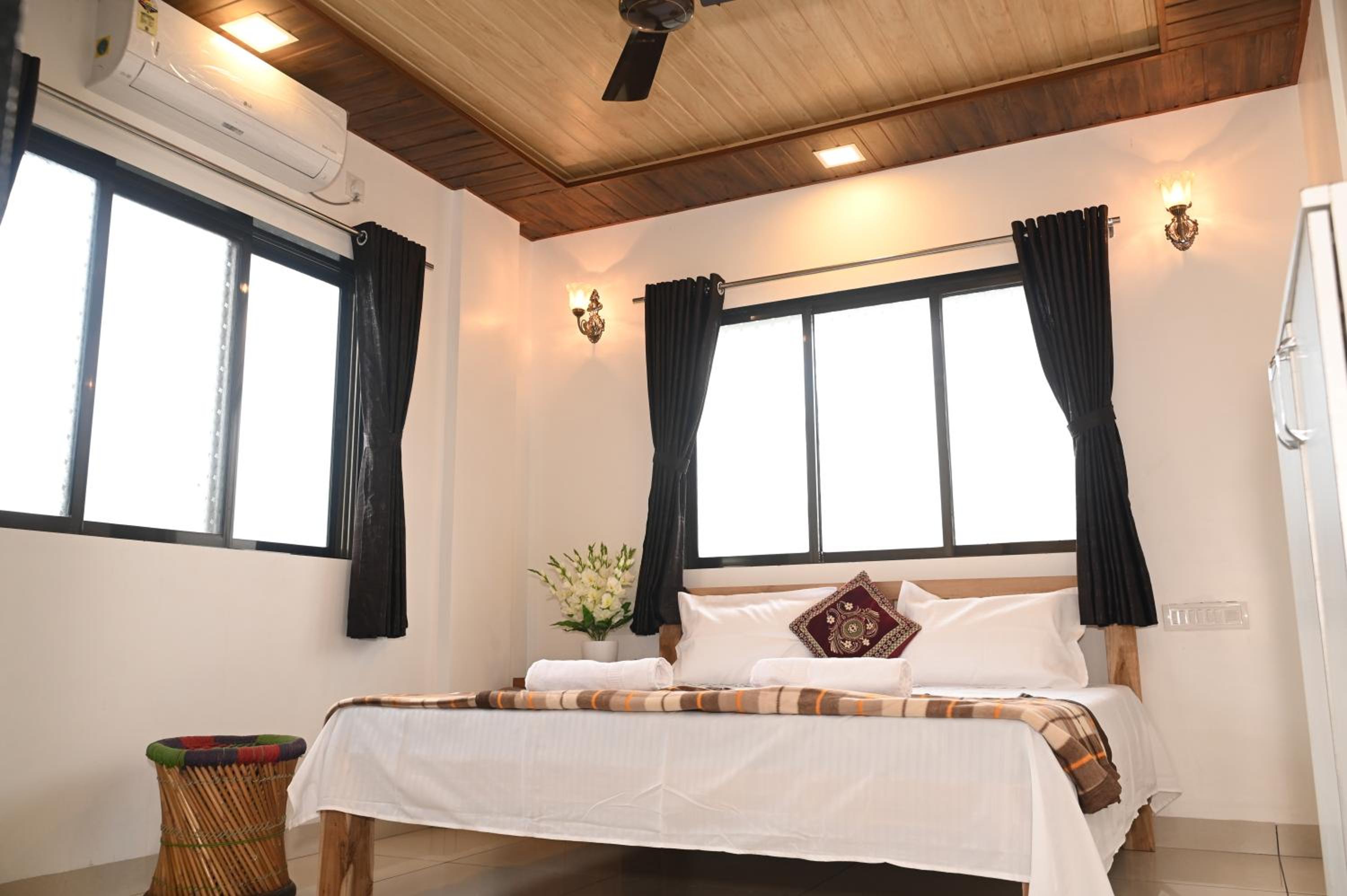 Magadha Mountain View Homestay