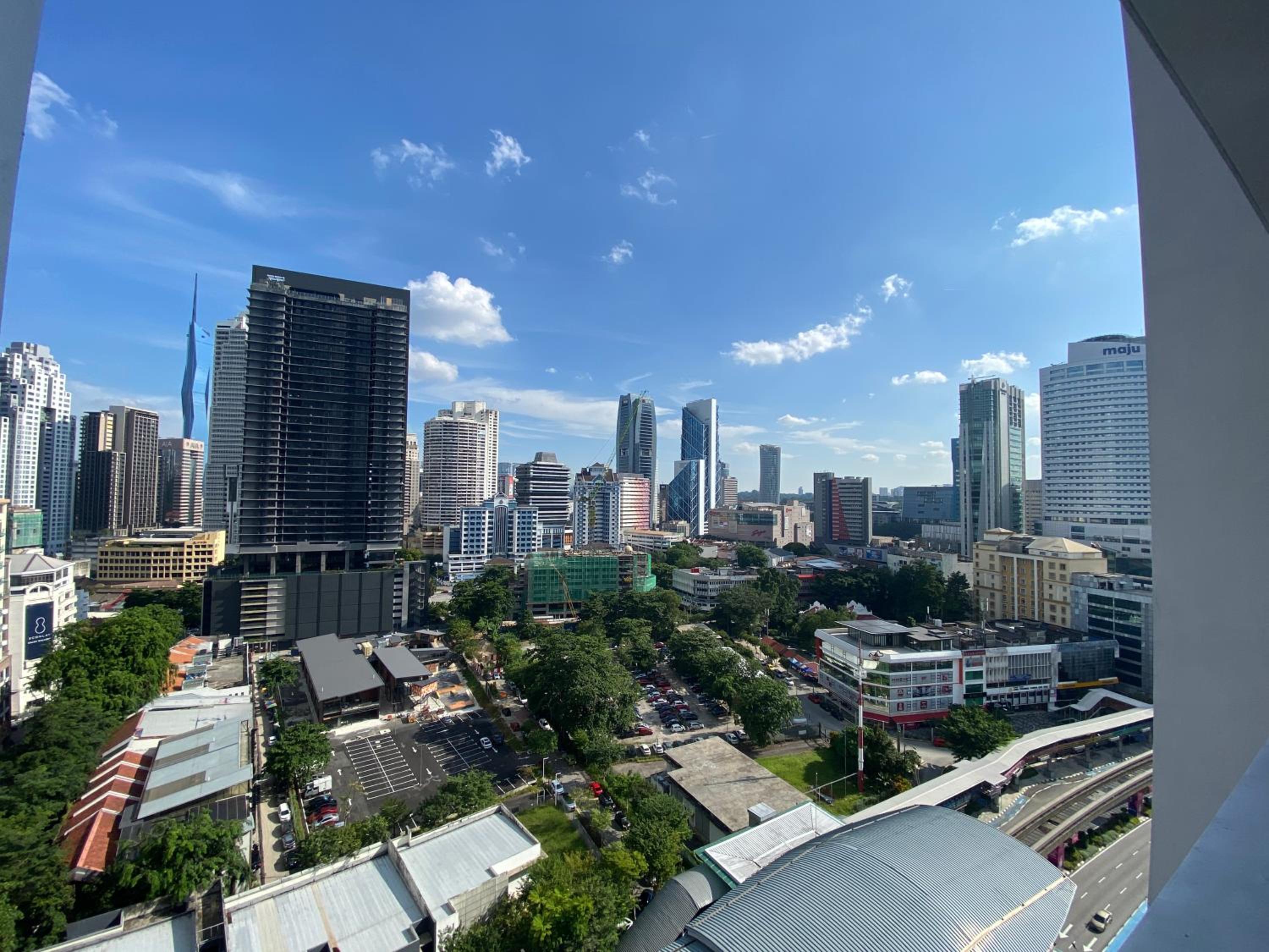 4 Pax Monorail Suite next to Quill City Mall