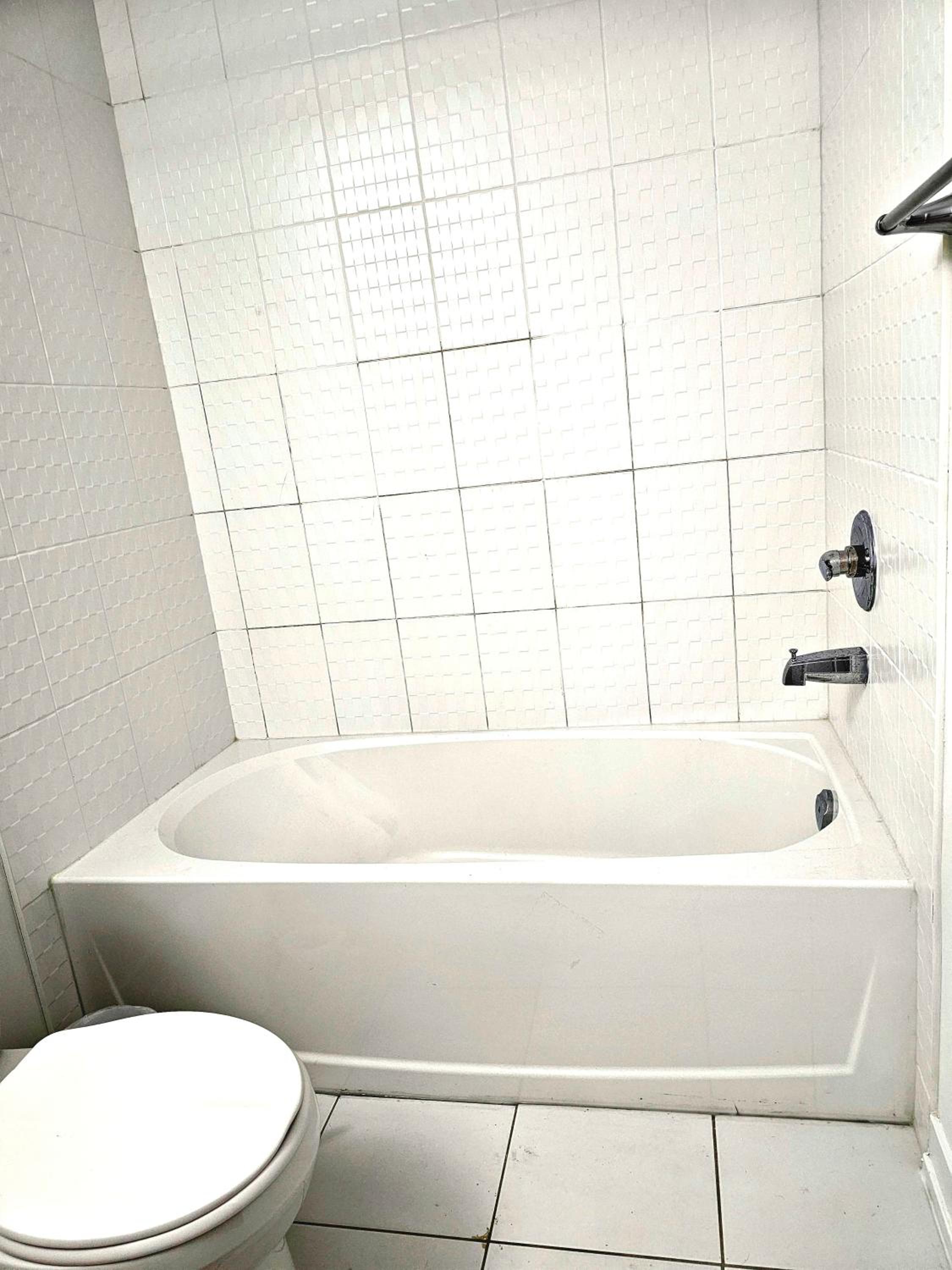 Private Room M A P L E with Attached Full Bathroom in Toronto, ON, Canada
