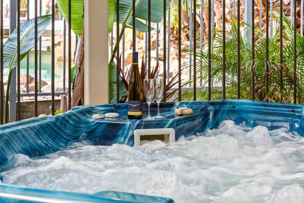 Sorrento Rockpool & Spa - Ultimate Coastal Haven