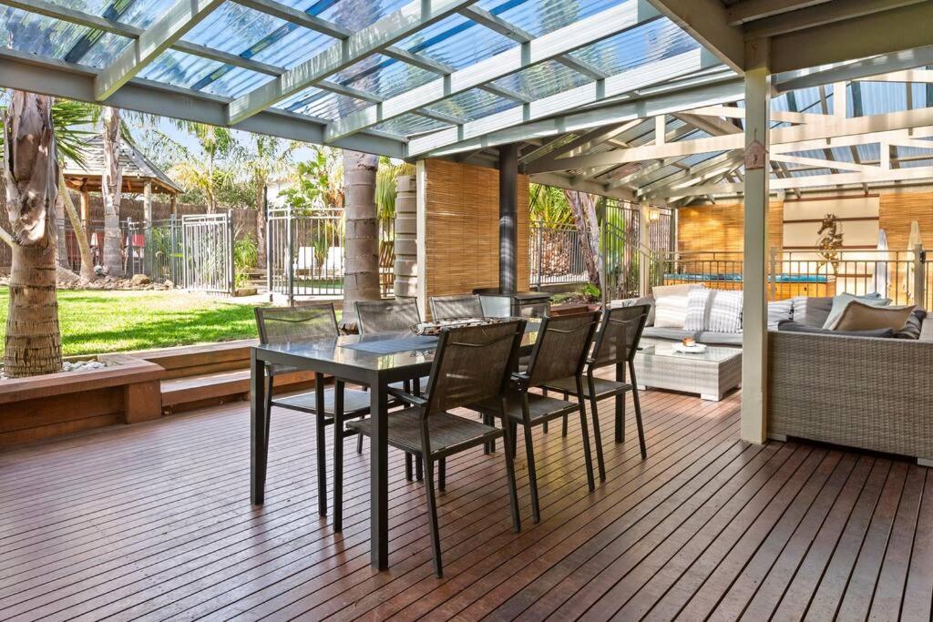 Sorrento Rockpool & Spa - Ultimate Coastal Haven