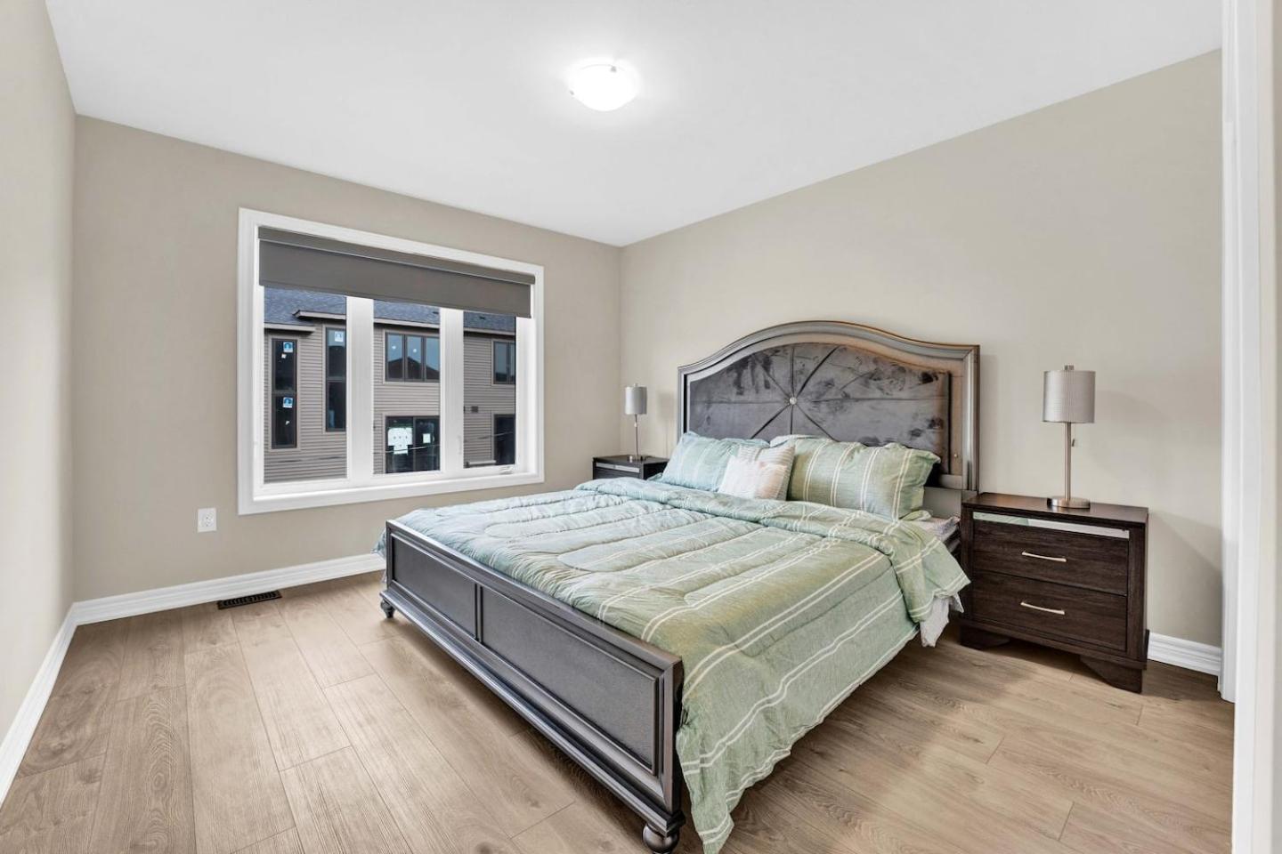 3br Near Highway401, Mill Race Park - Free Parking