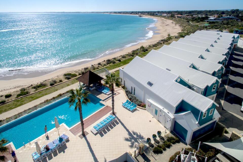 Mandurah Resort by the Beach