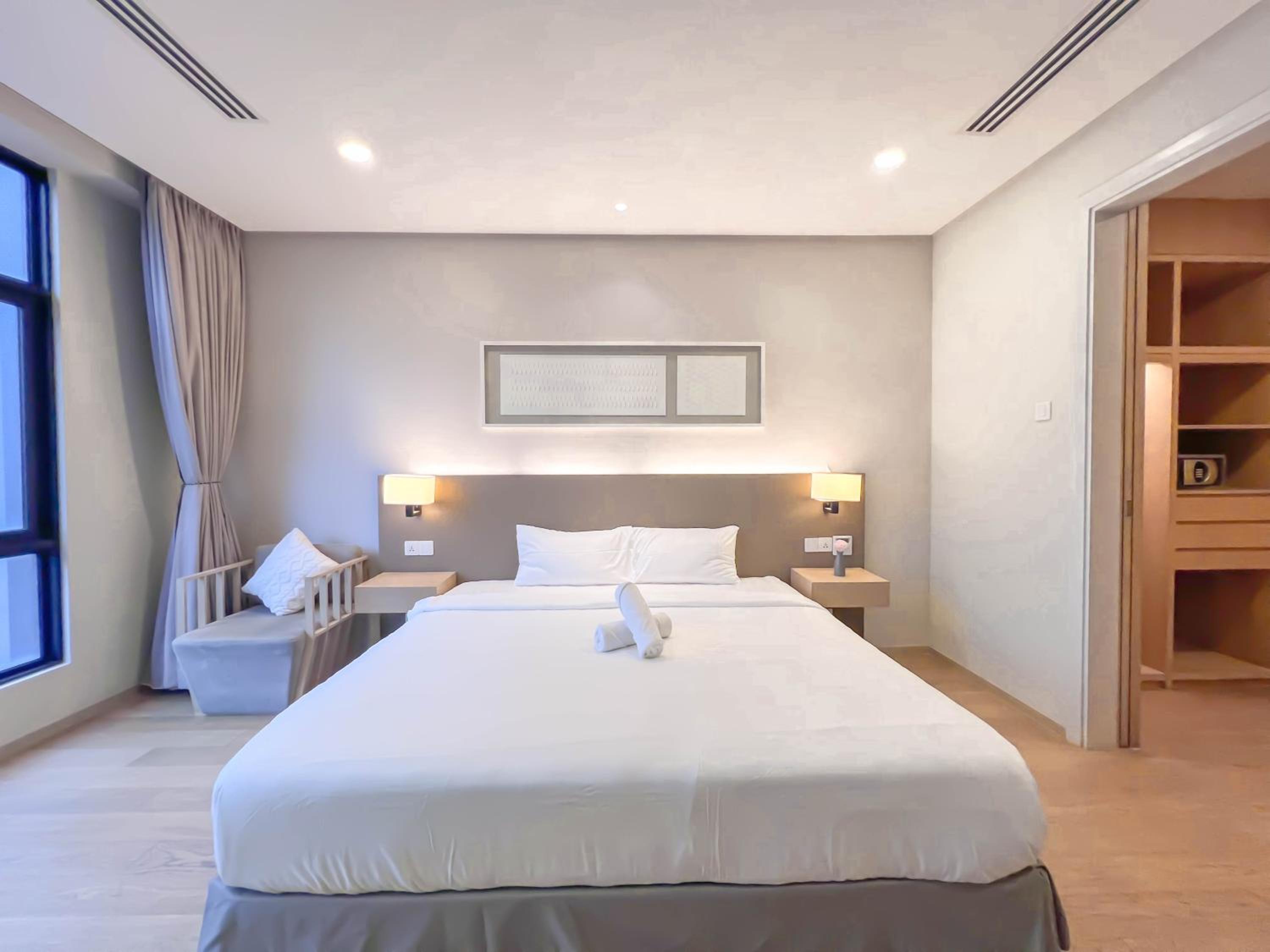 188 Suites by Manhattan Group