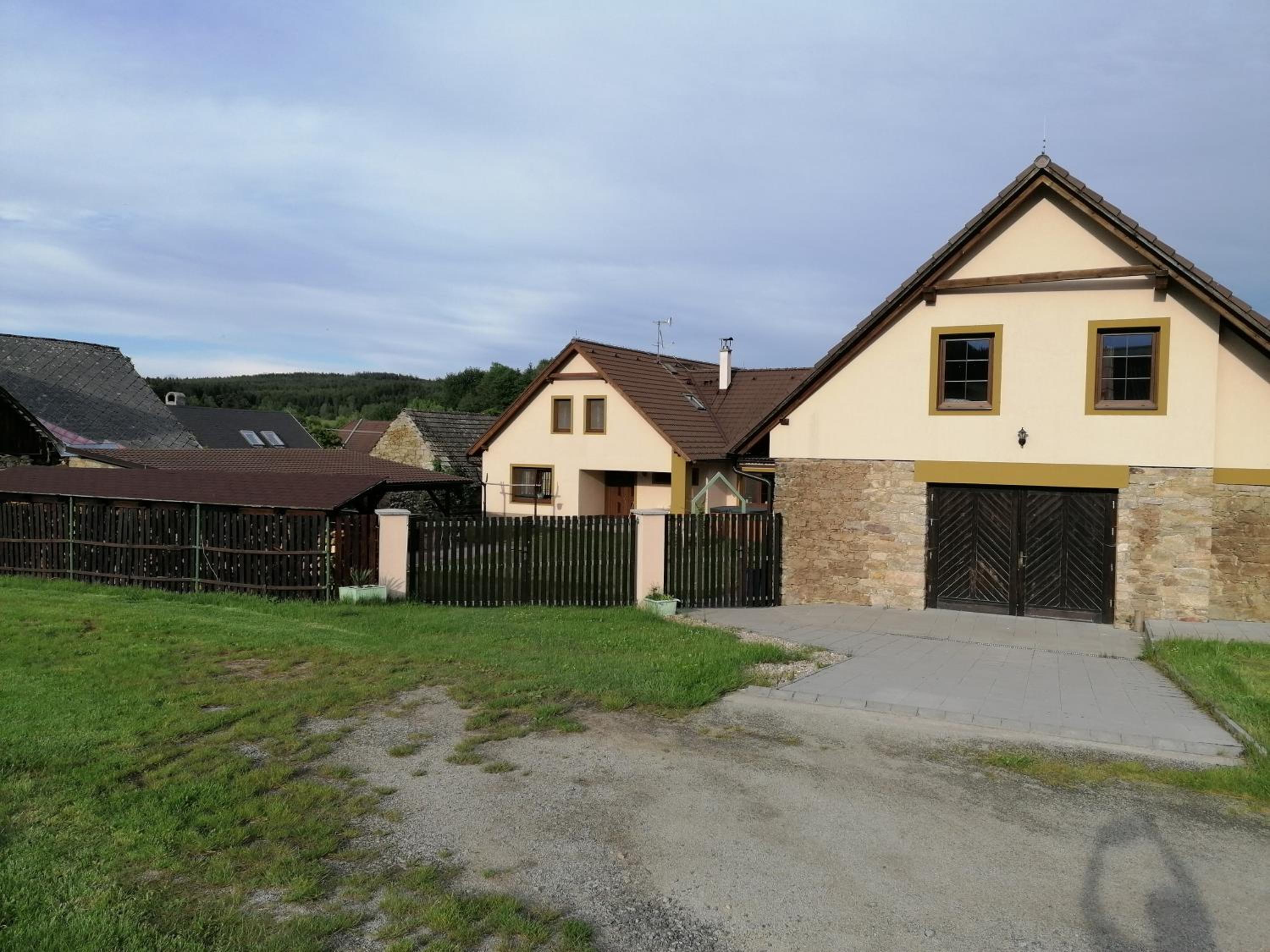 Apartments 2 Ubytování u kostela, Sedlo