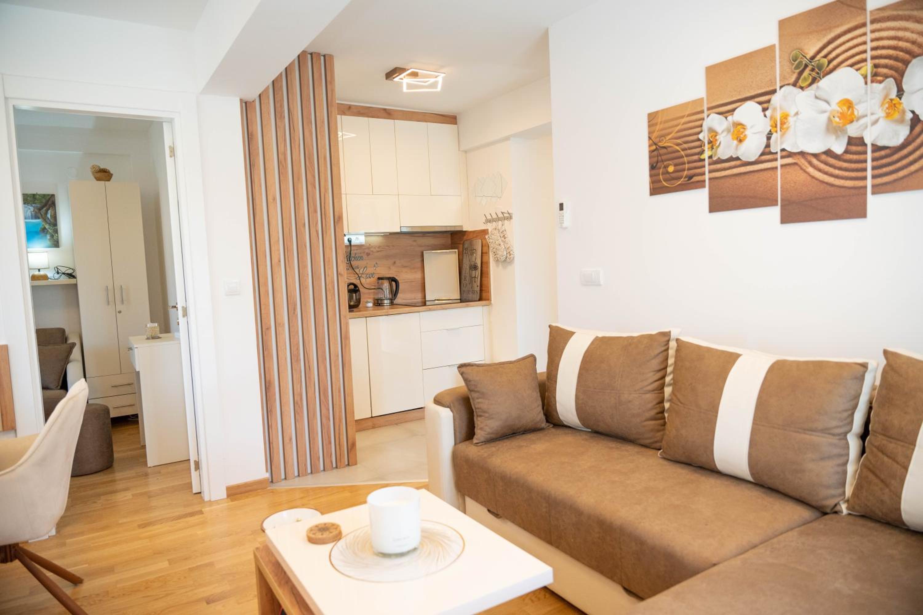 White Orchid Apartment Center Vrnjačka Banja