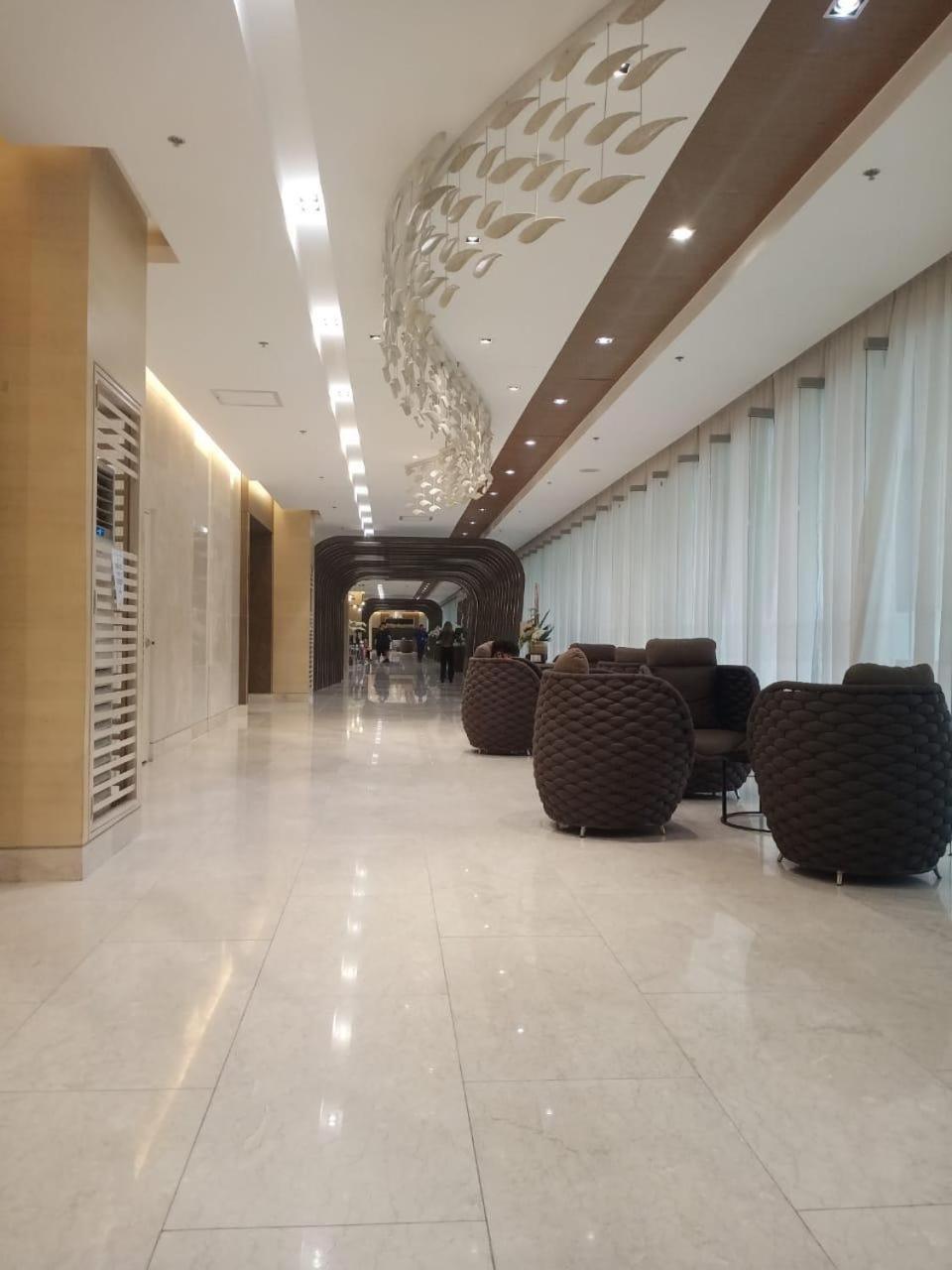 Talia Wrynzi Condo SM MOA Complex Manila view 5