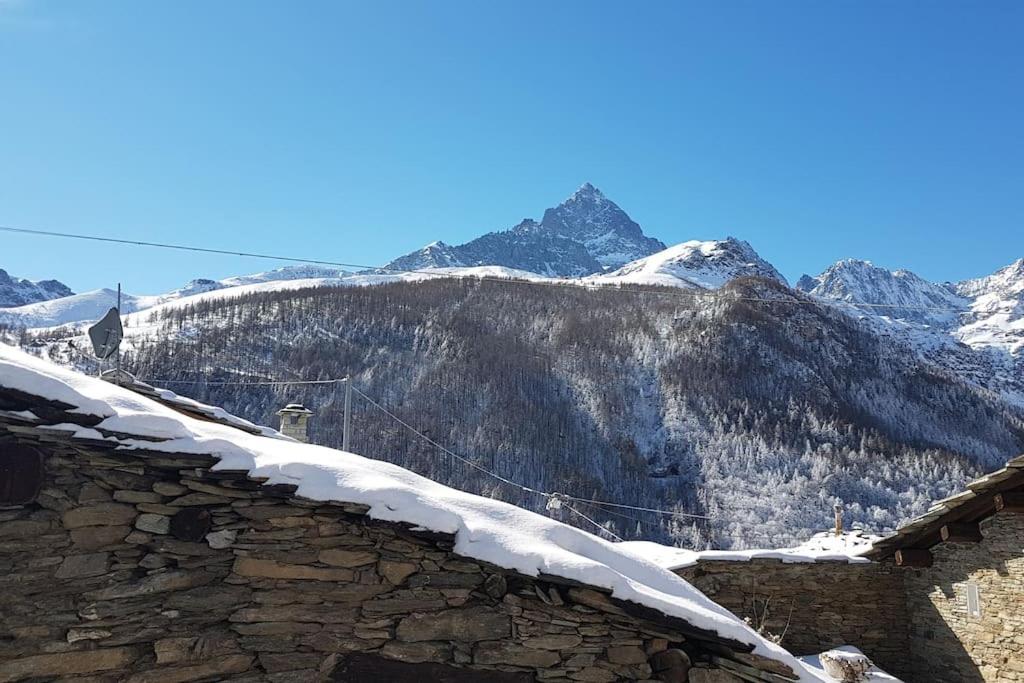 Baita alle sorgenti del fiume Po