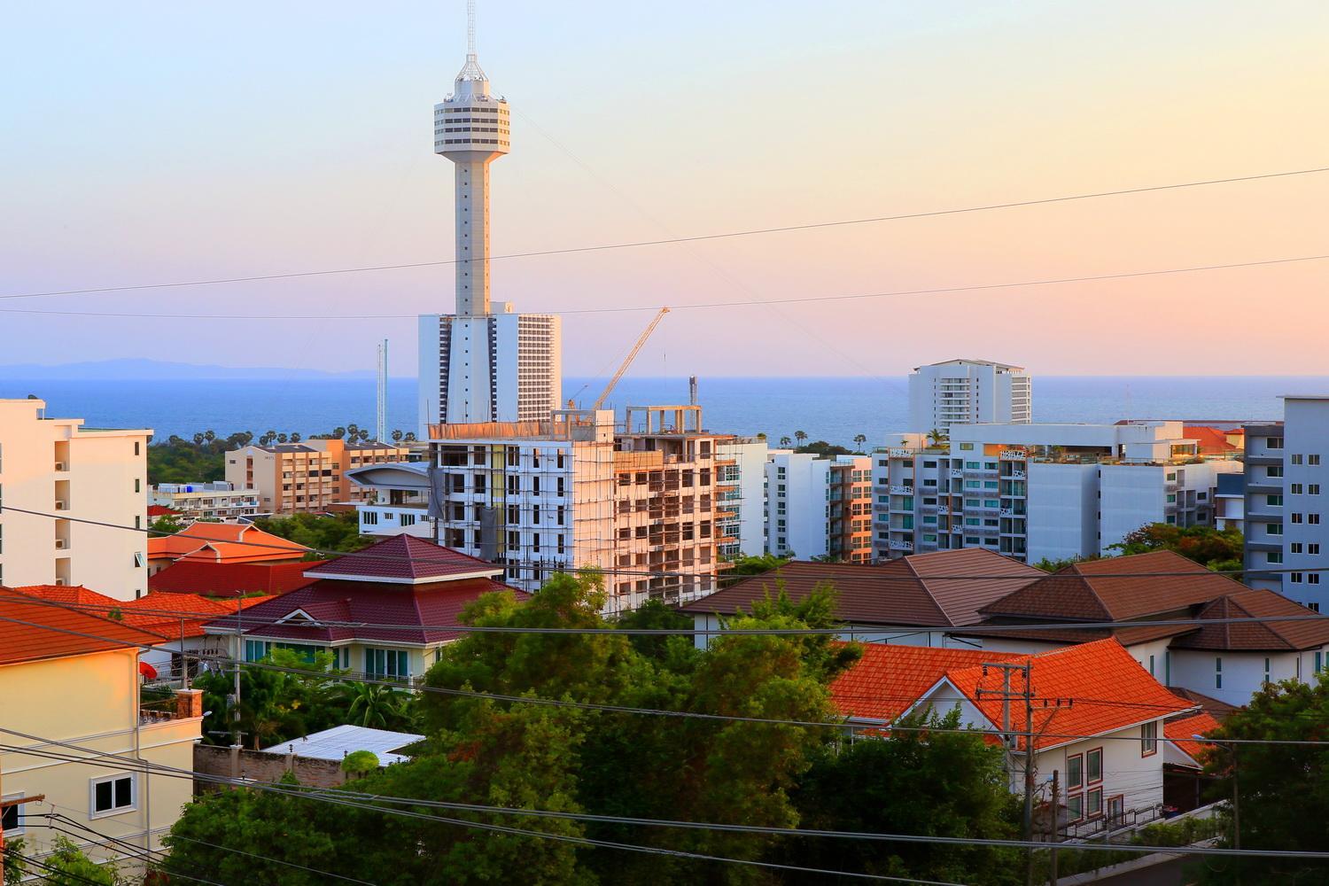 Grosvenor House - On the Phra Tamnak Hill