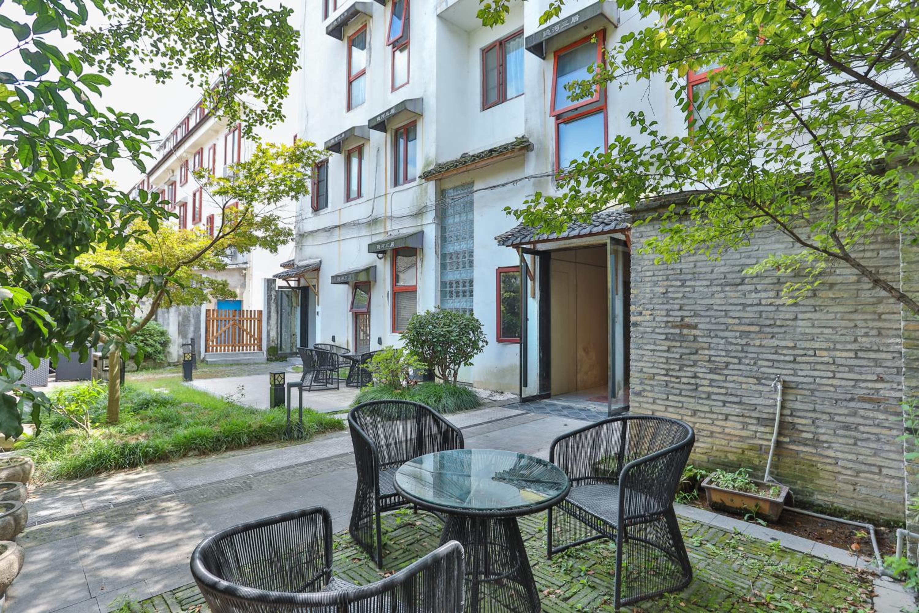 Wuzhen Residence B&B