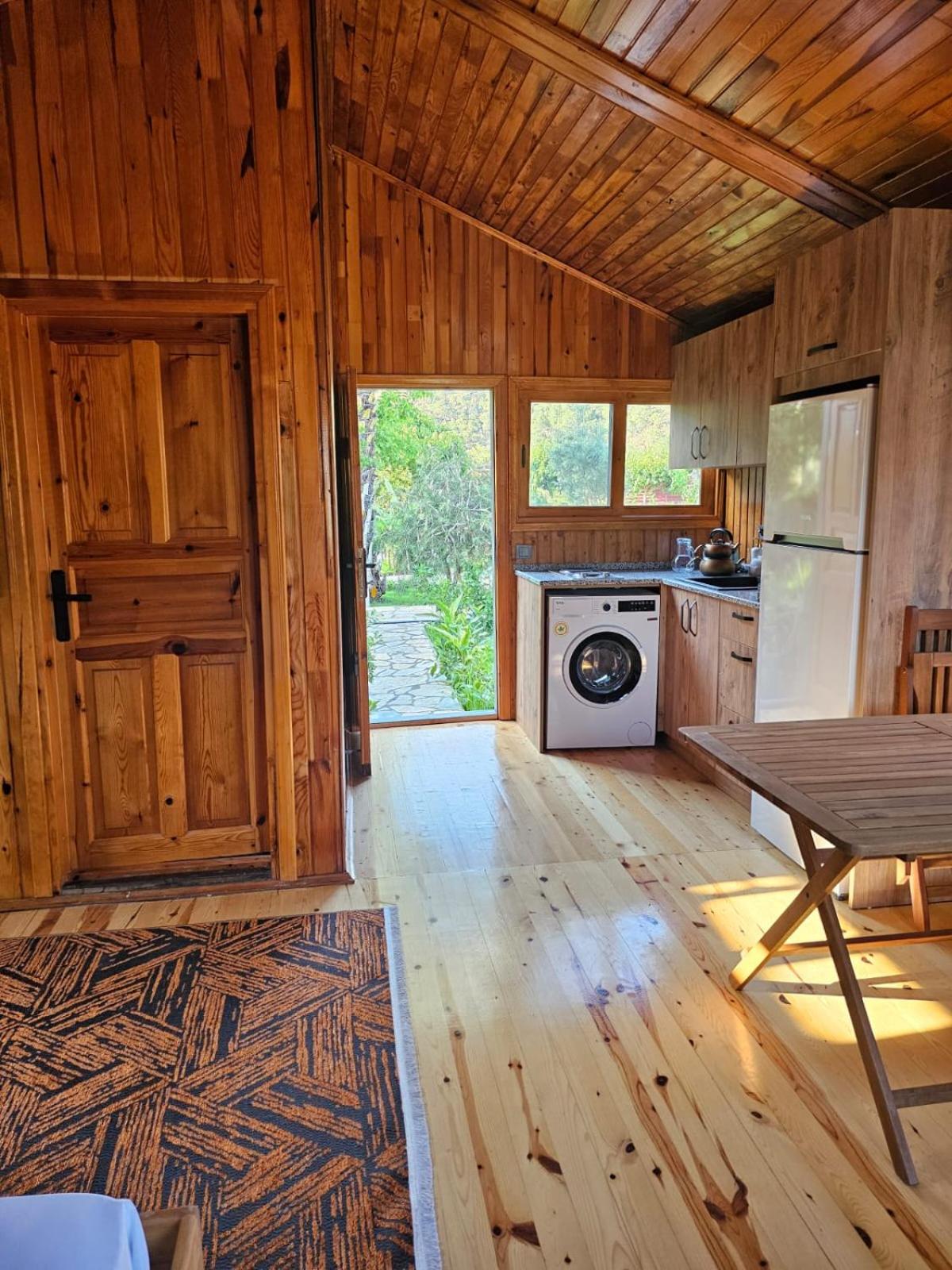 Çıralı Nun Bungalove