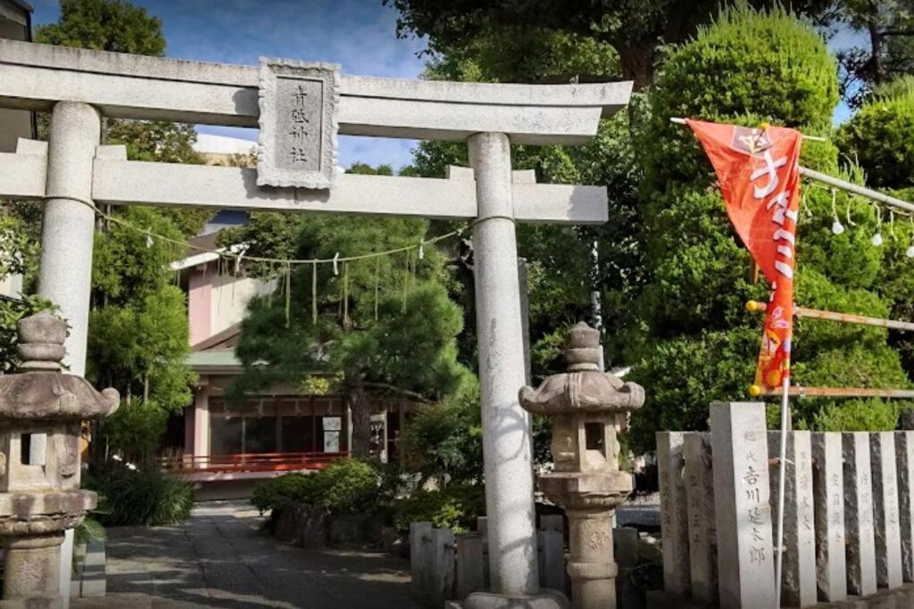 QH202 New Tokyo Apartment, Direct access to Ueno, Asakusa, Disneyland, Airport