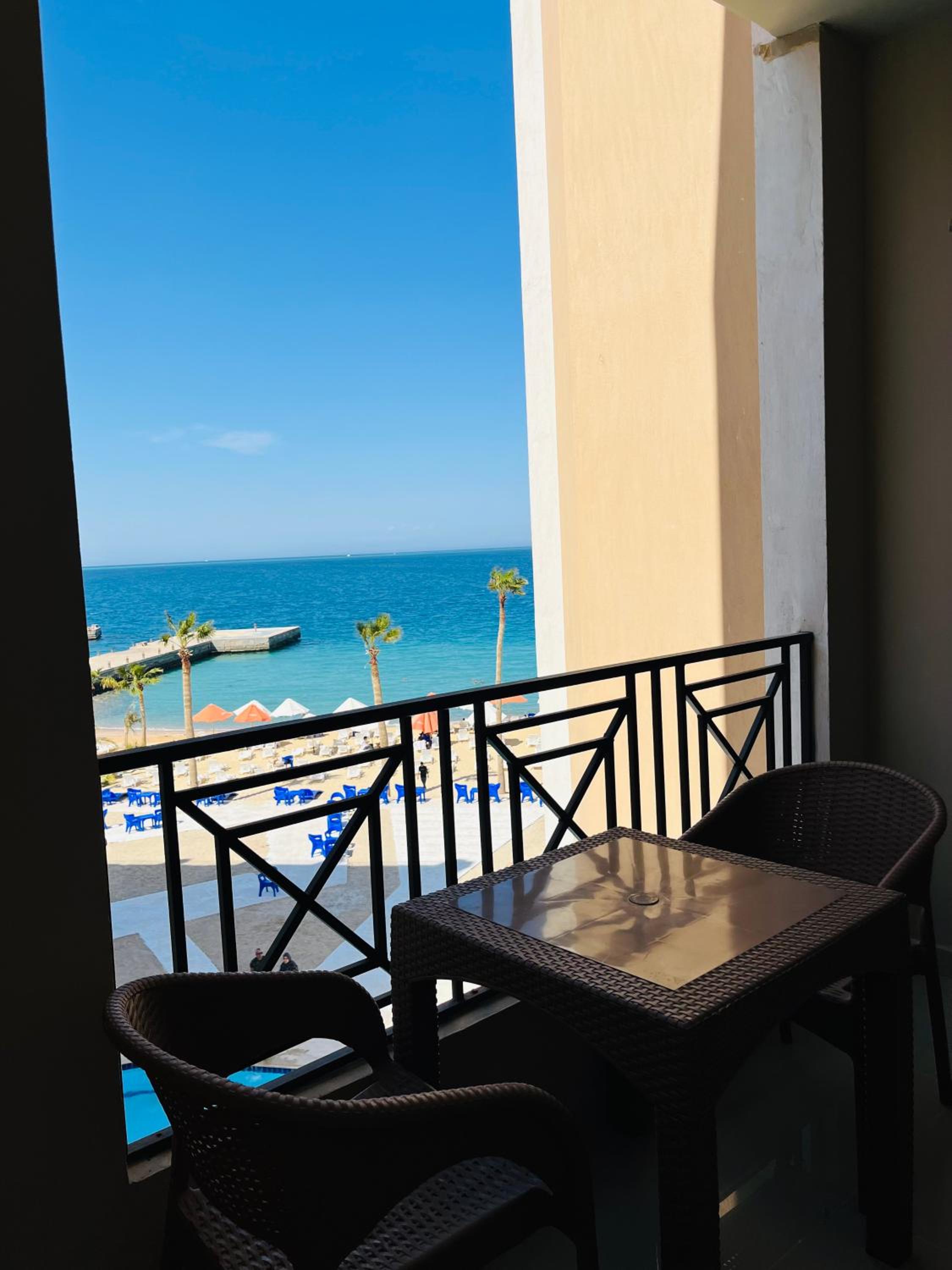 Hotel Juliana Beach Resort - Image 1