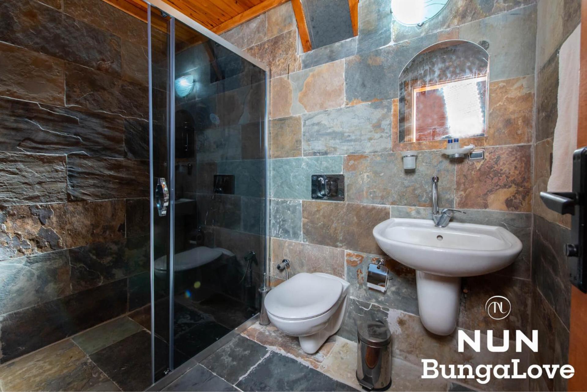Çıralı Nun Bungalove
