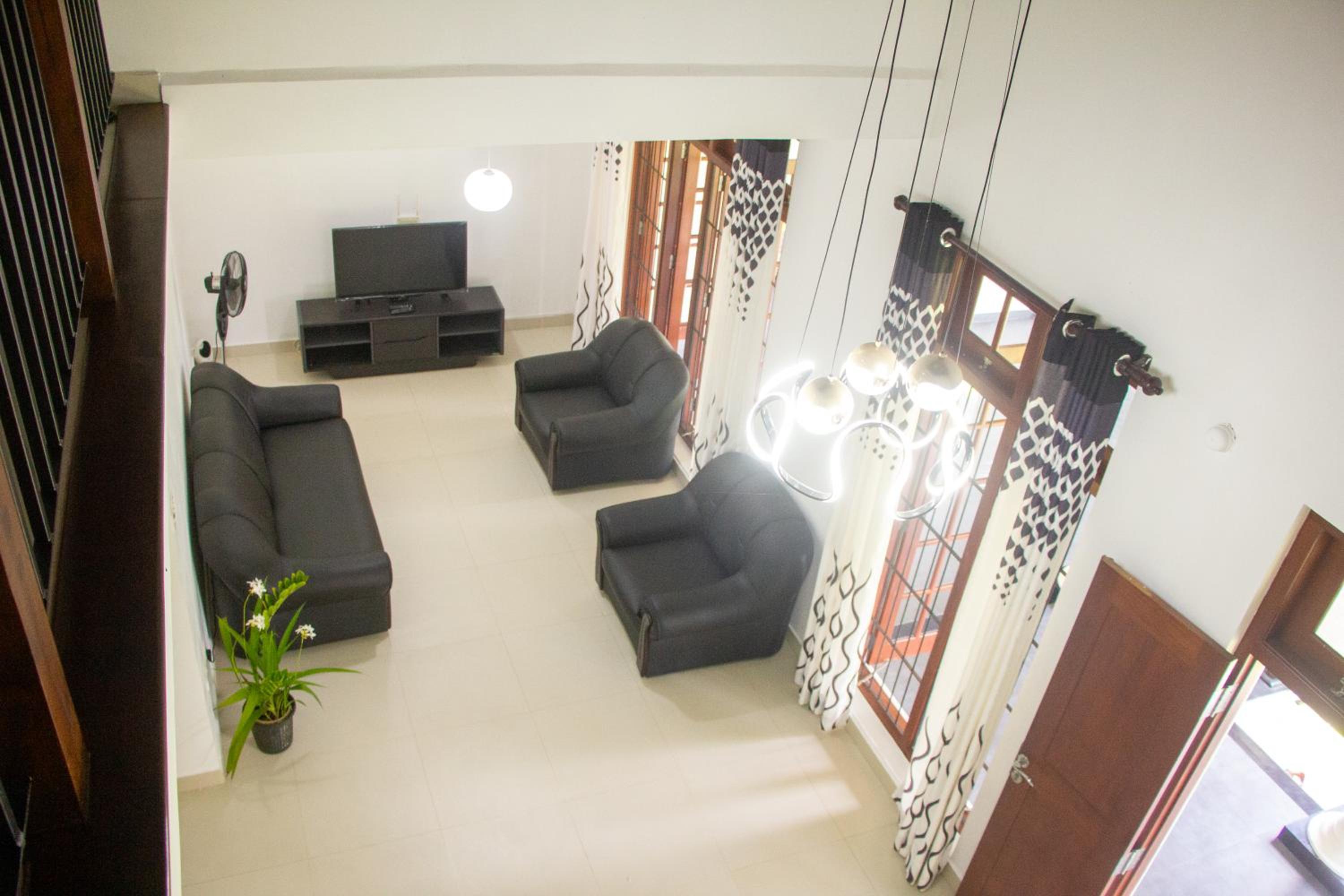 Dazzling Villa in Weligama, Sri Lanka view 4