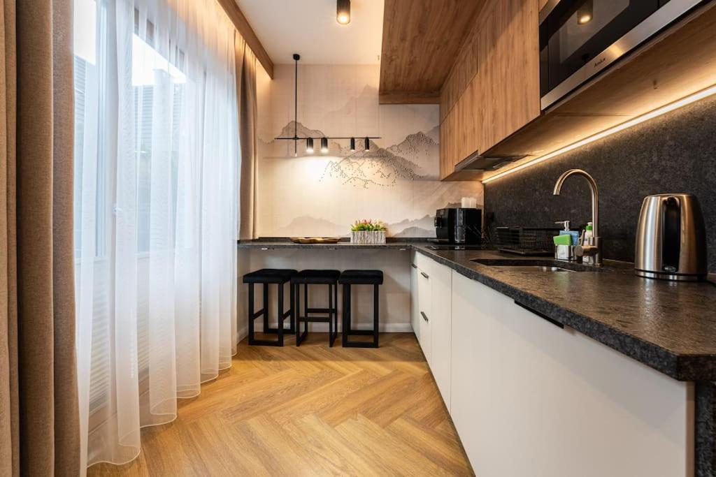 Golden Apartments - Tatra View - Księżycowe Apartamenty SPA - 24e-1